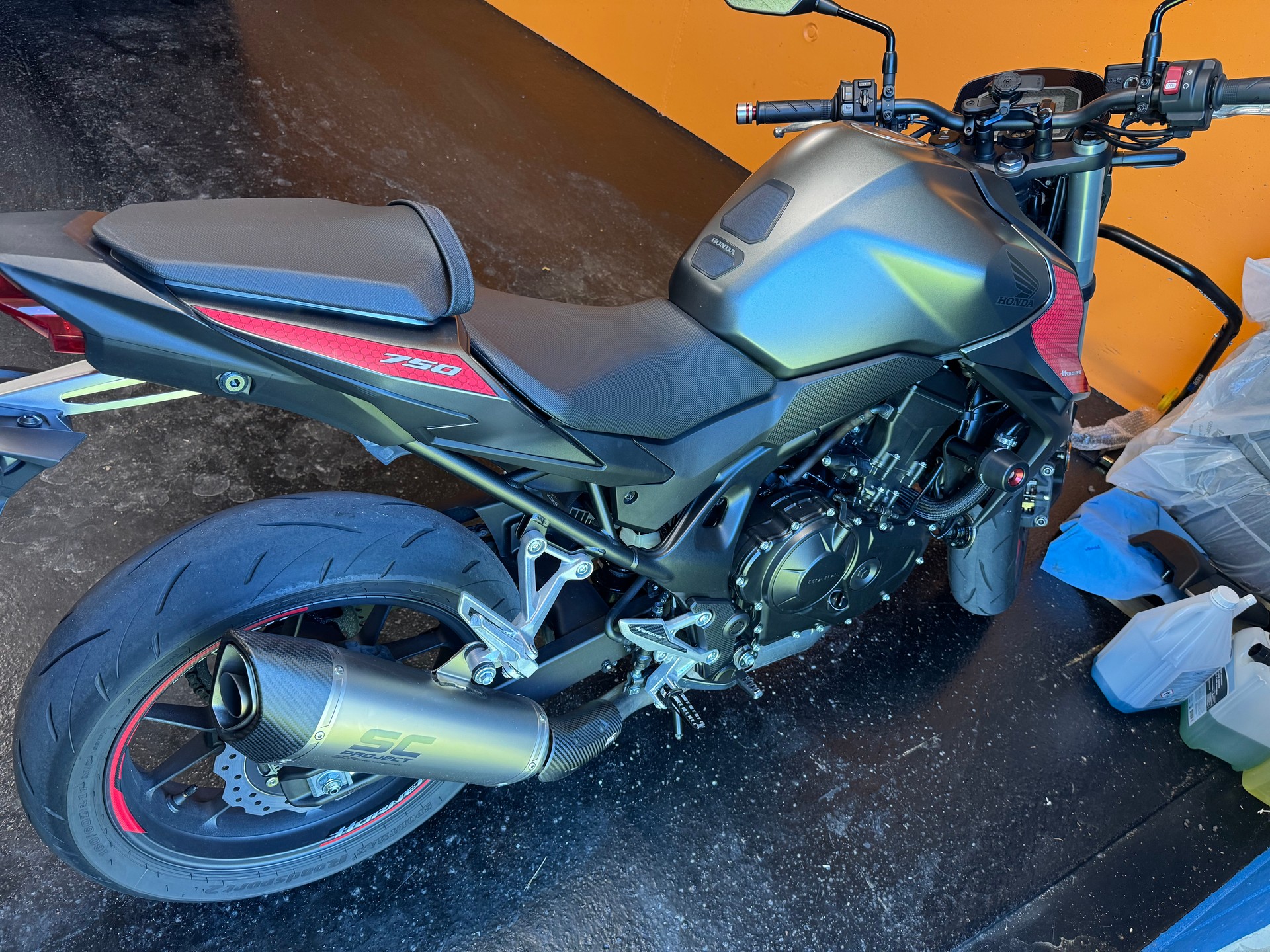 HONDA CB 750 Hornet (35kW)-image-1