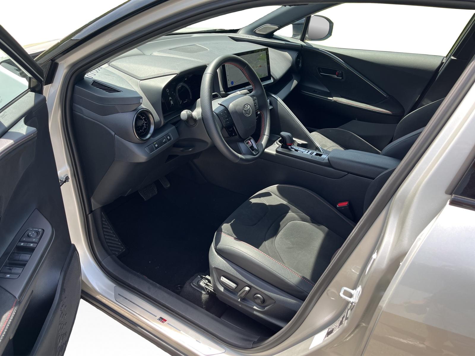 TOYOTA C-HR 2.0 HEV GR Sport 4x4-image-6