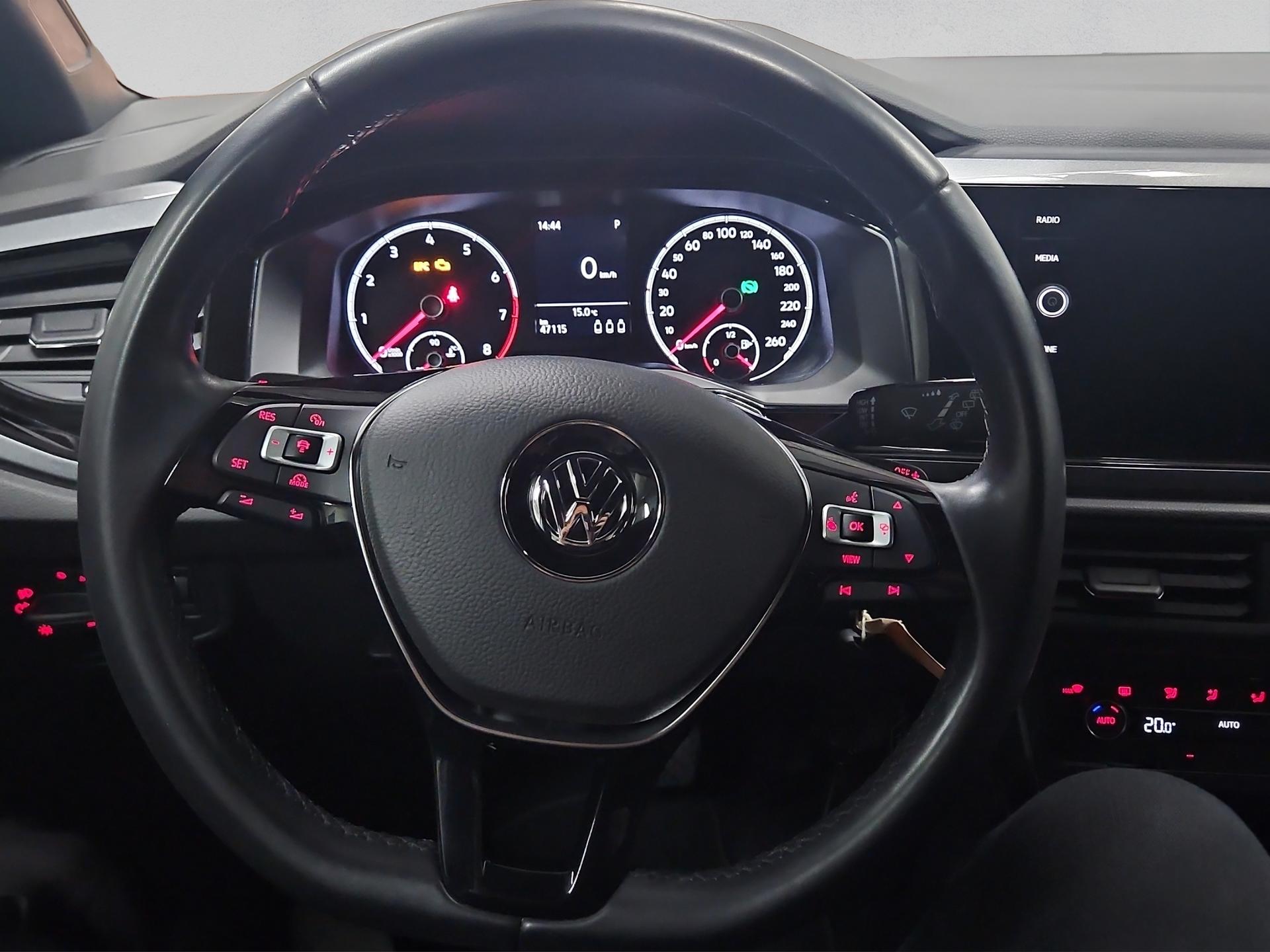 VW Polo 1.0 TSI BMT Comfortline DSG-image-9