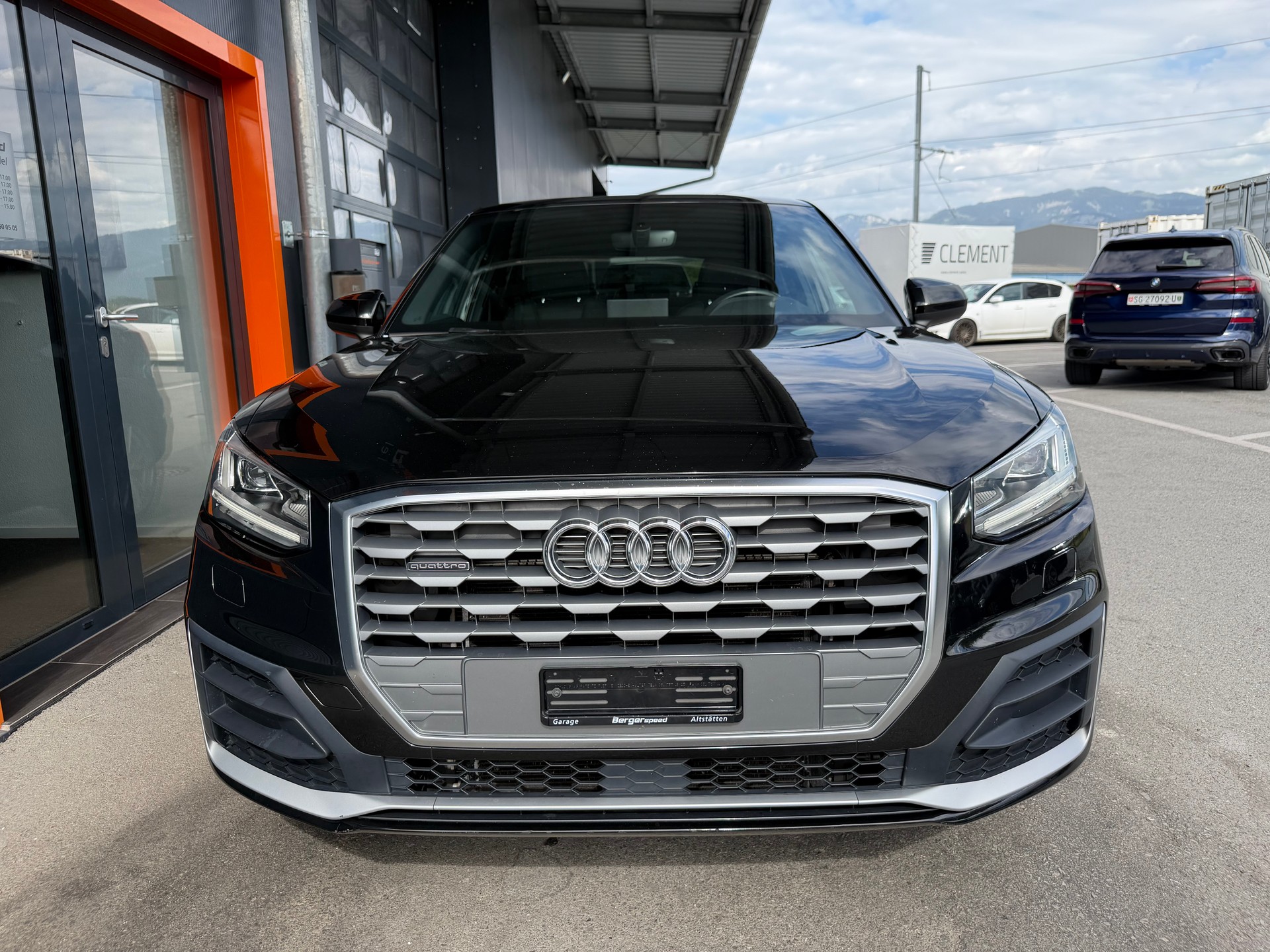 AUDI Q2 2.0 TDI sport quattro S-tronic-showroom-element-2