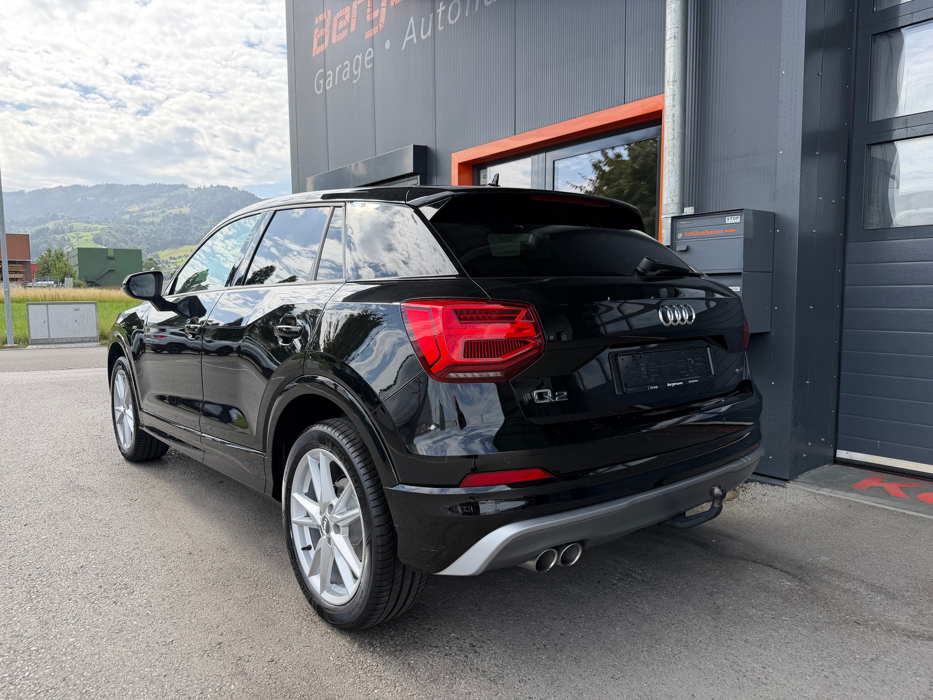 AUDI Q2 2.0 TDI sport quattro S-tronic-image-5