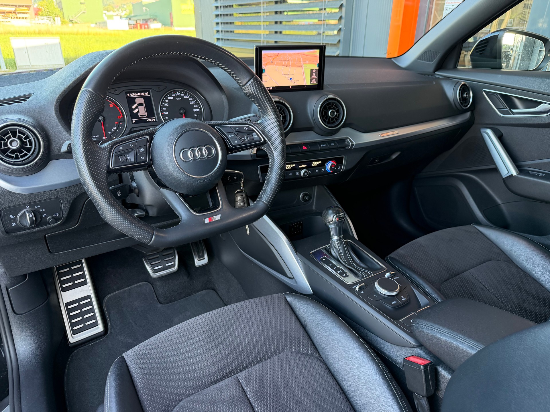 AUDI Q2 2.0 TDI sport quattro S-tronic-image-10