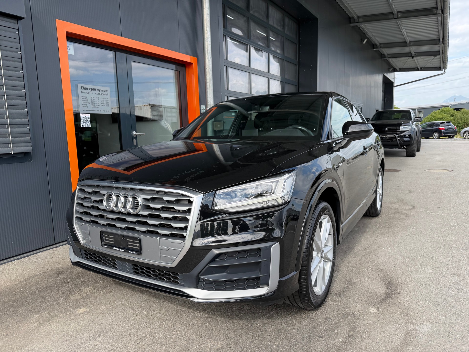 AUDI Q2 2.0 TDI sport quattro S-tronic-showroom-element-1