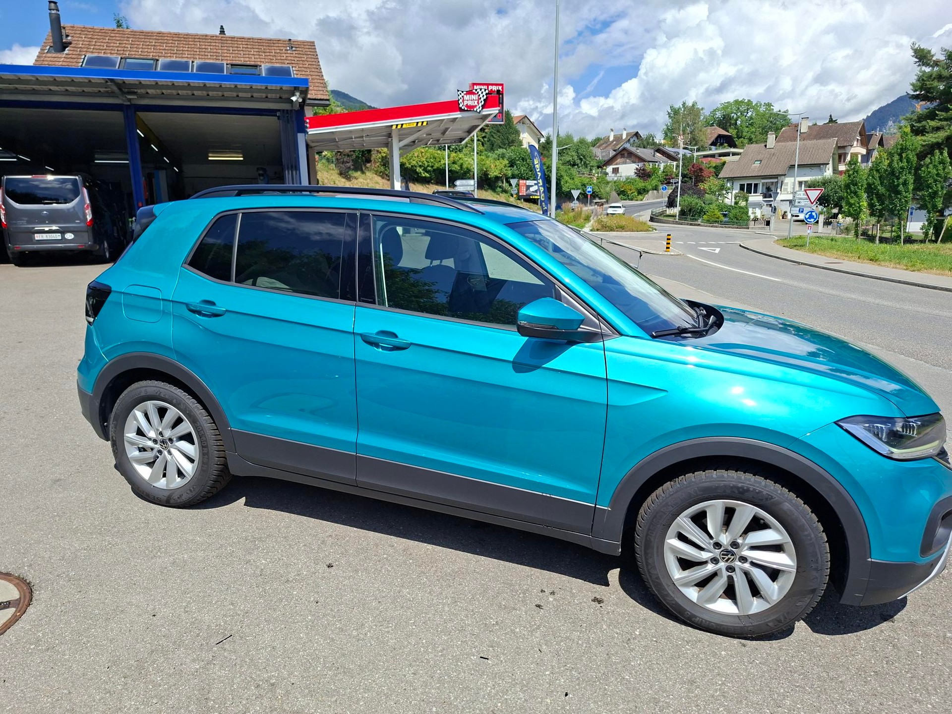 VW T-Cross 1.0 TSI Life-image-5