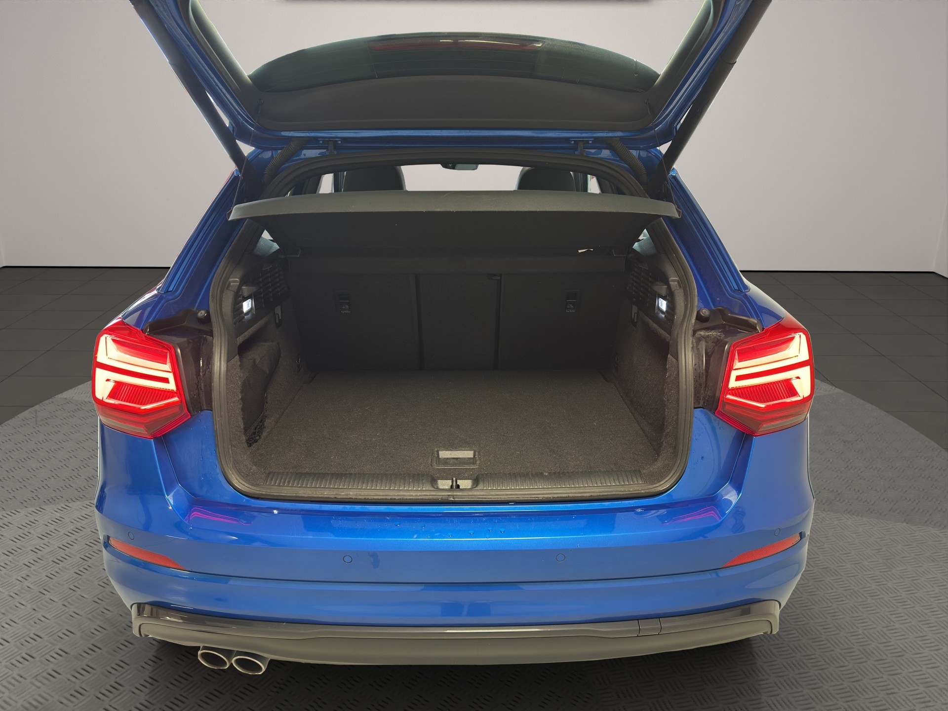 AUDI Q2 40 TFSI Sport quattro S-tronic-image-4