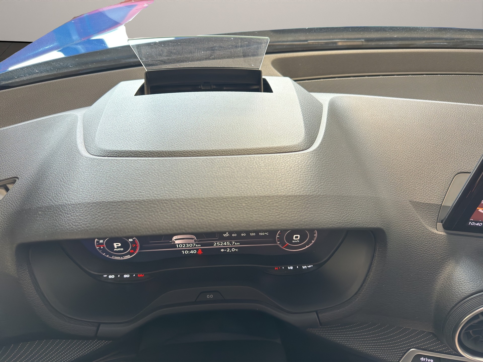 AUDI Q2 40 TFSI Sport quattro S-tronic-image-11