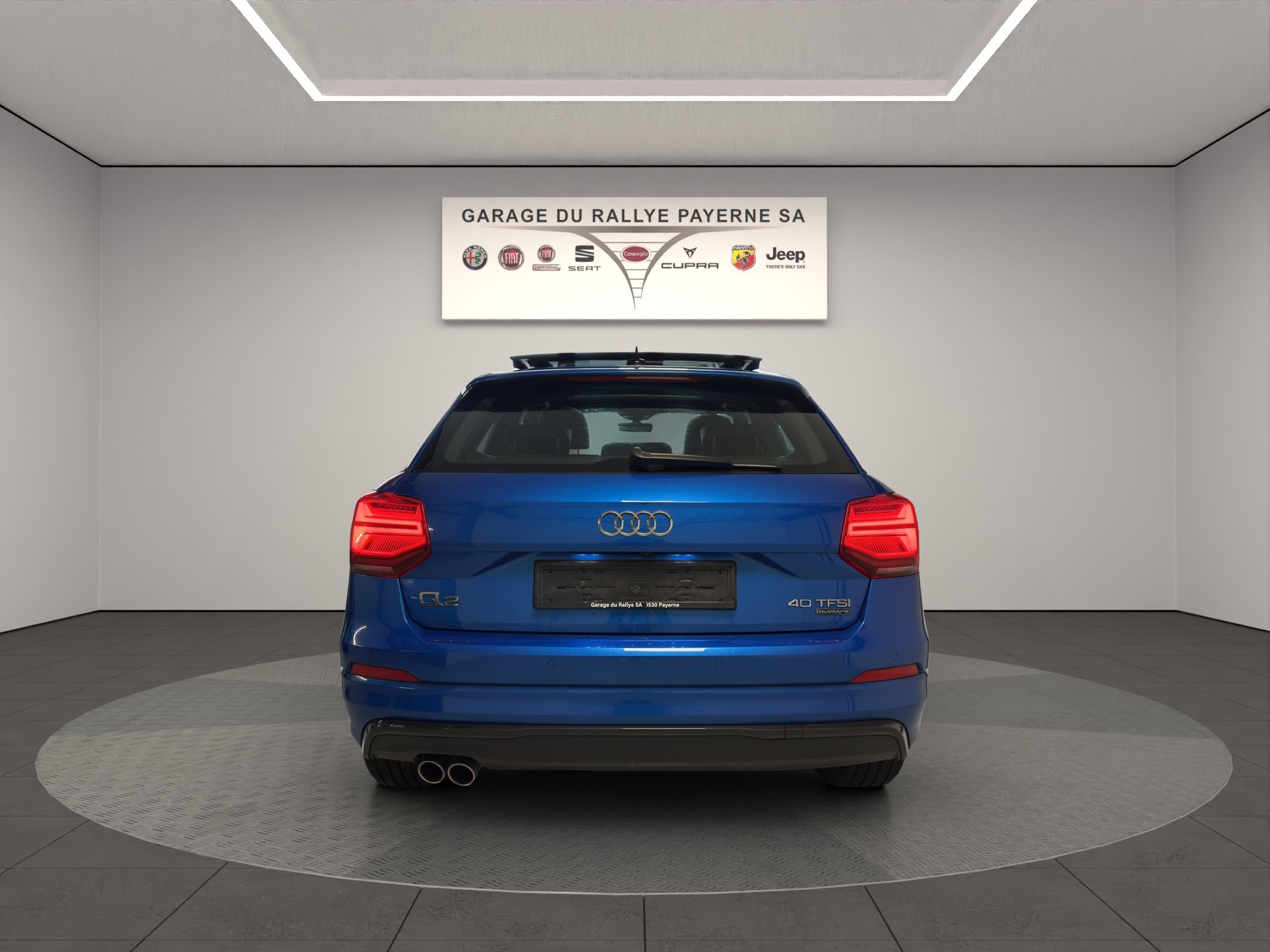 AUDI Q2 40 TFSI Sport quattro S-tronic-showroom-element-2