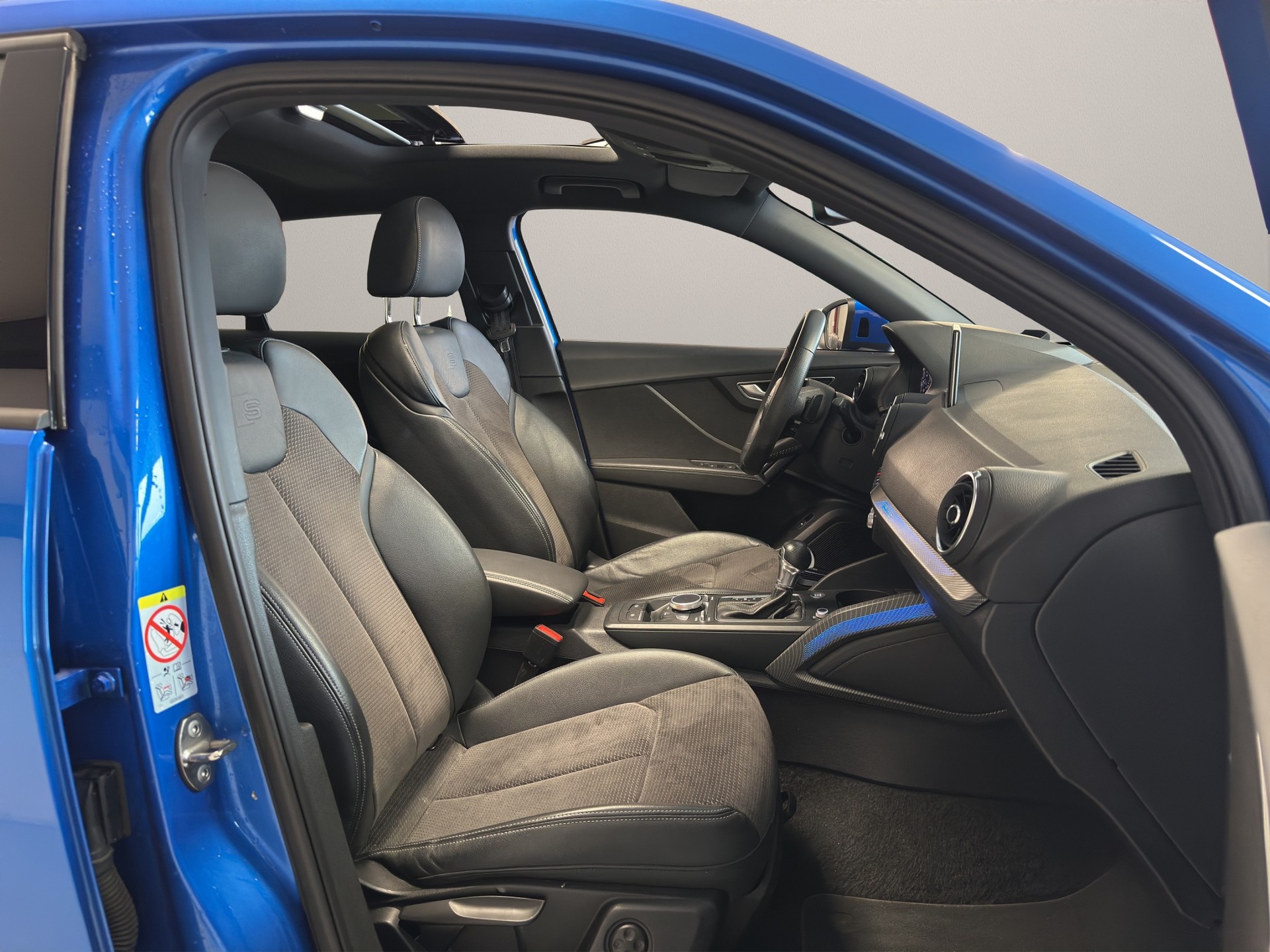 AUDI Q2 40 TFSI Sport quattro S-tronic-image-8