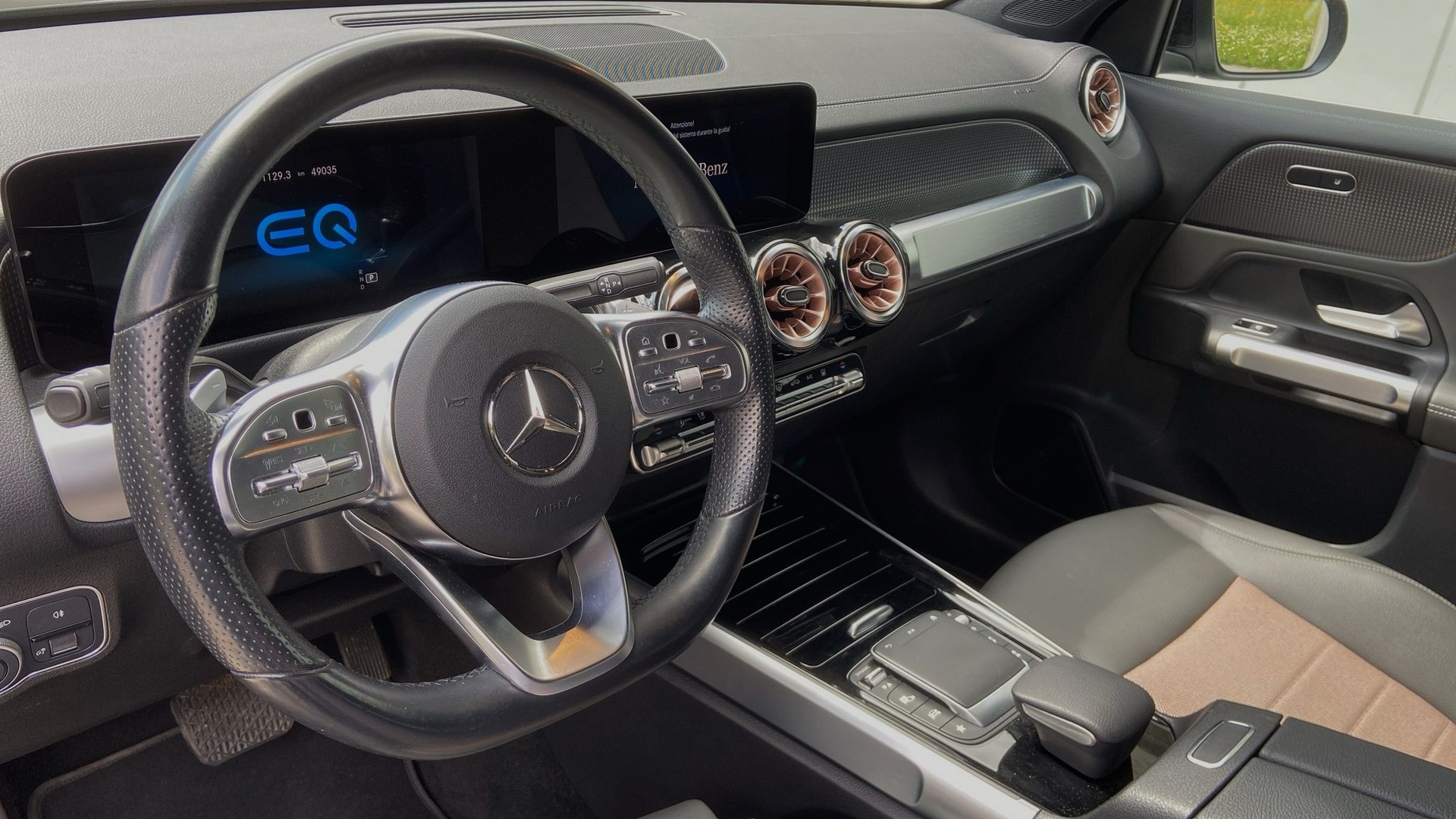 MERCEDES-BENZ EQB 350 4Matic-image-11