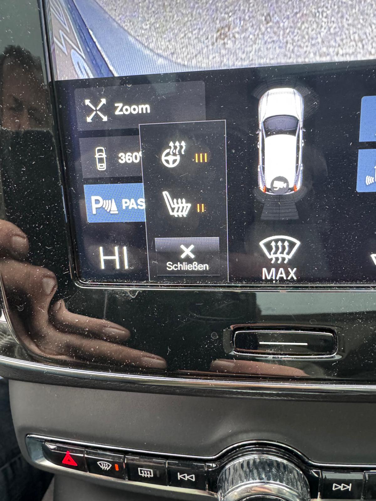 VOLVO XC40 T5 AWD Momentum Geartronic-image-13