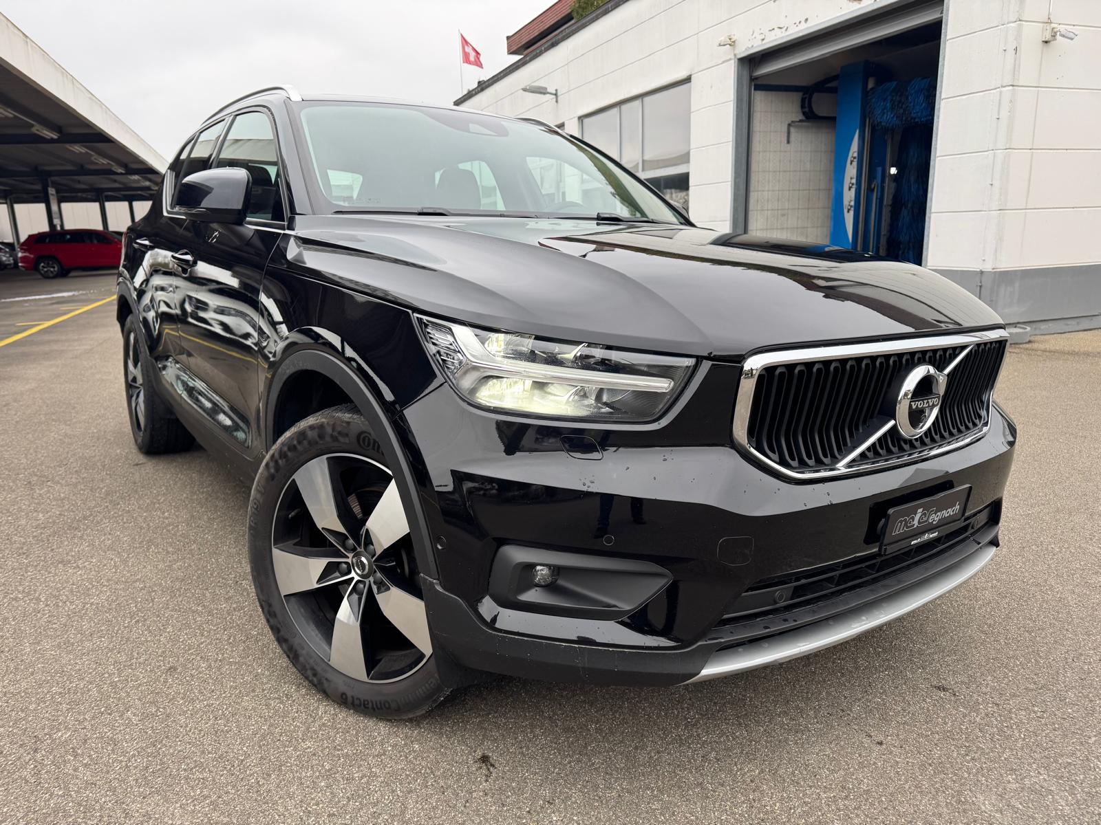 VOLVO XC40 T5 AWD Momentum Geartronic-image-2