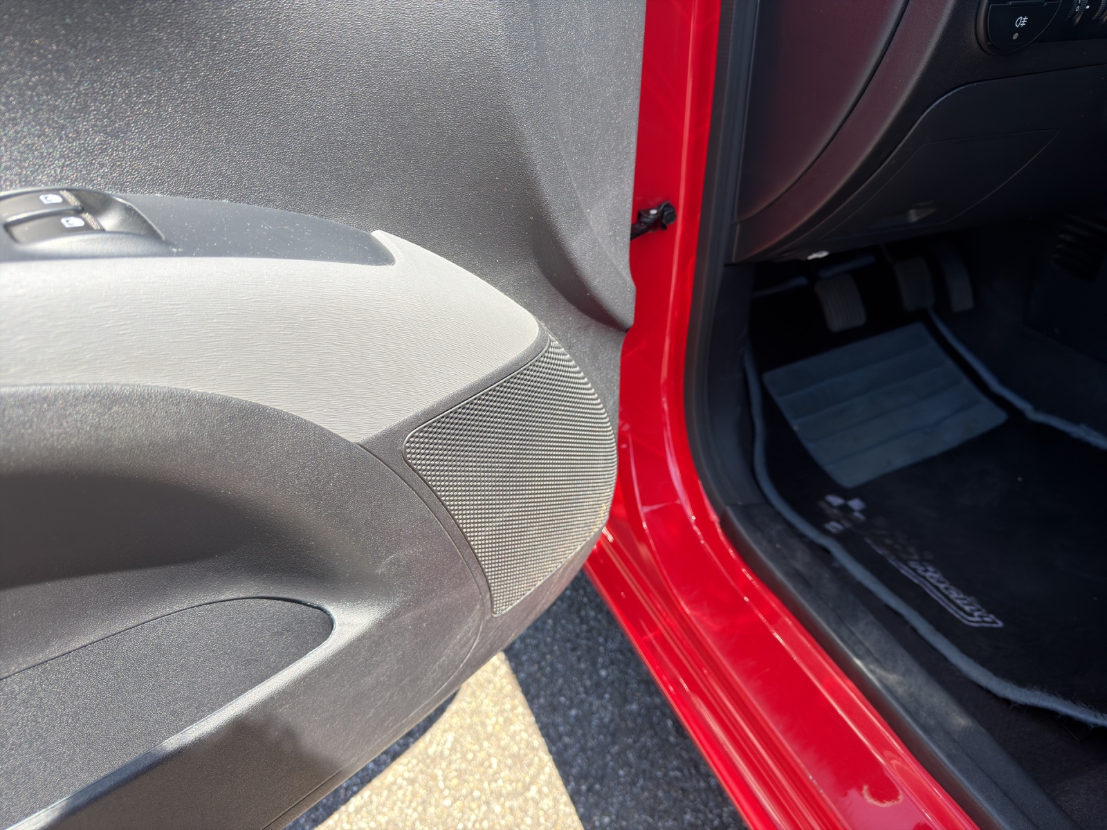 HYUNDAI i10 1.1 Comfort-image-16