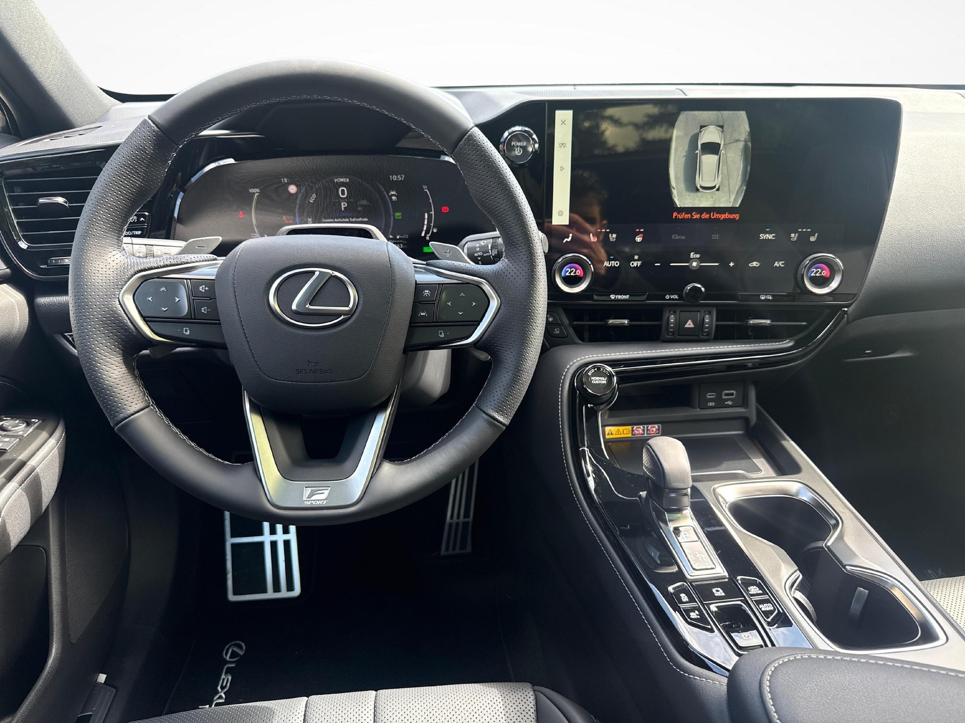 LEXUS NX 450h+ F-Sport-image-13