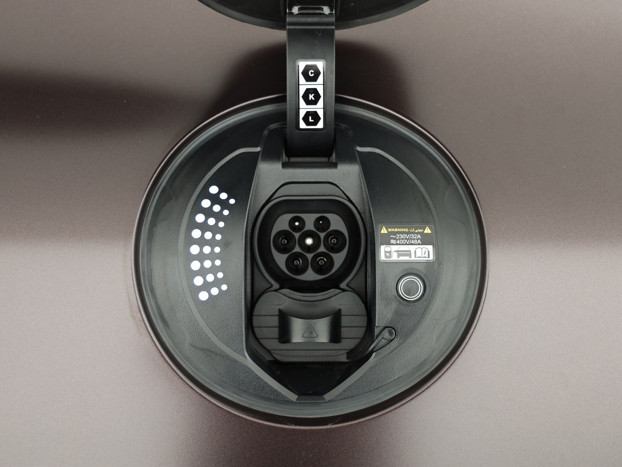 GENESIS GV60 77.4 kWh Sport AWD-image-12
