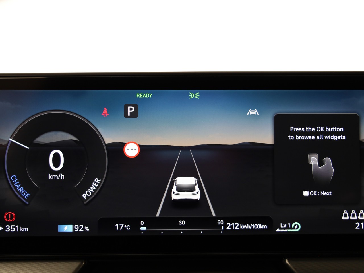 GENESIS GV60 77.4 kWh Sport AWD-image-6