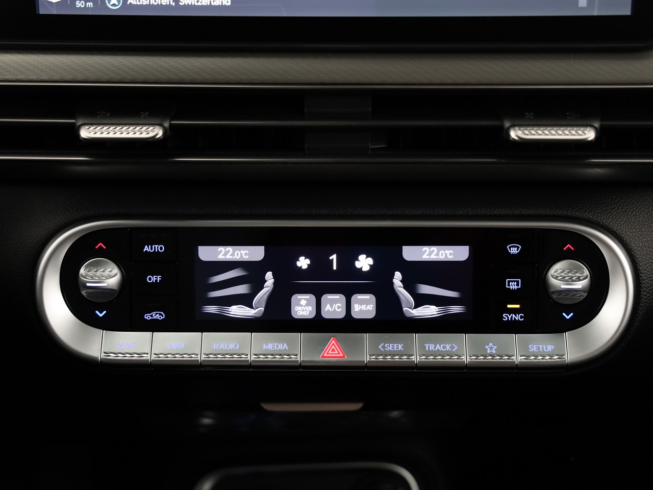 GENESIS GV60 77.4 kWh Sport AWD-image-8
