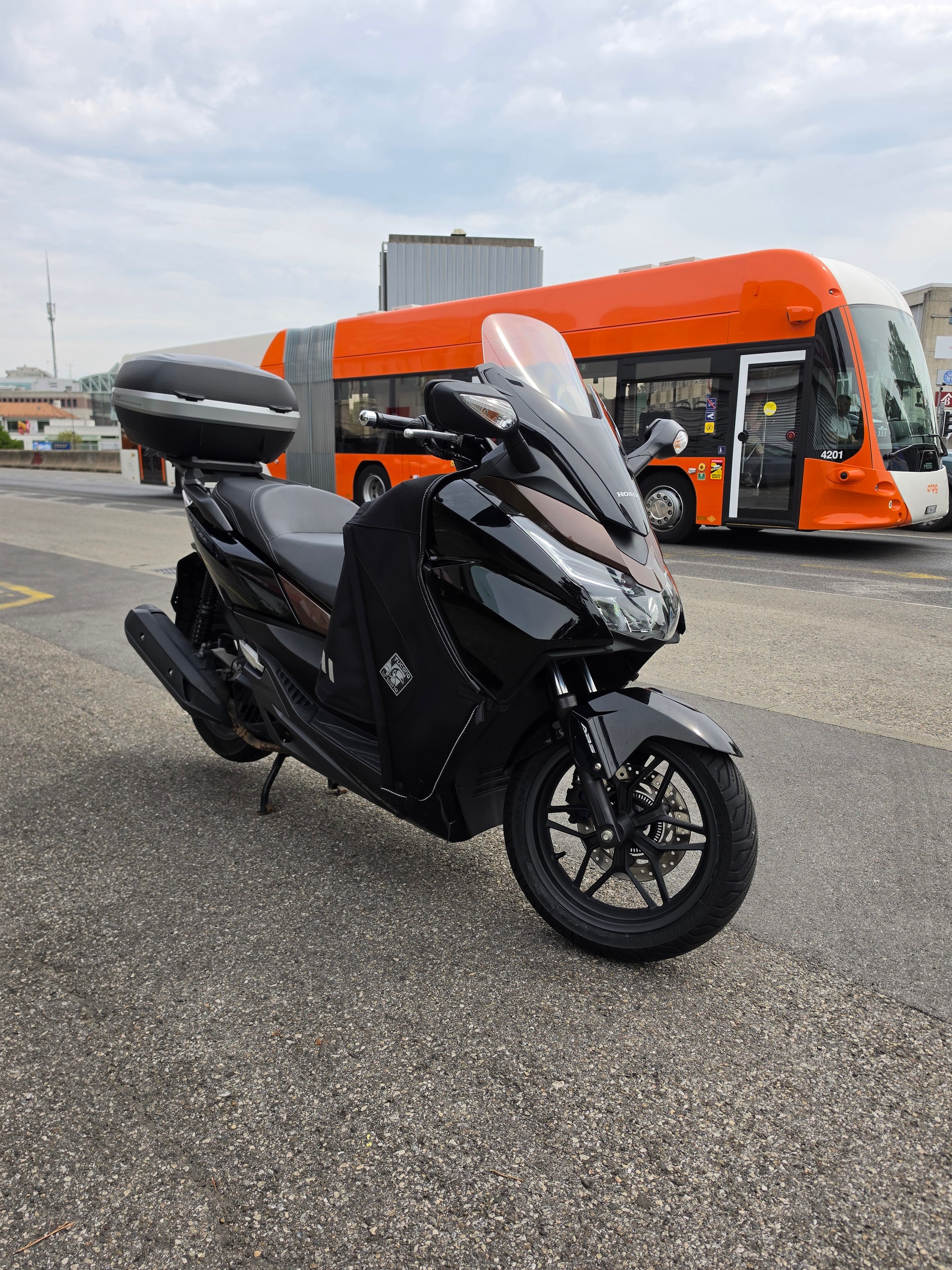 HONDA Nss125 Forza ABS-image-0