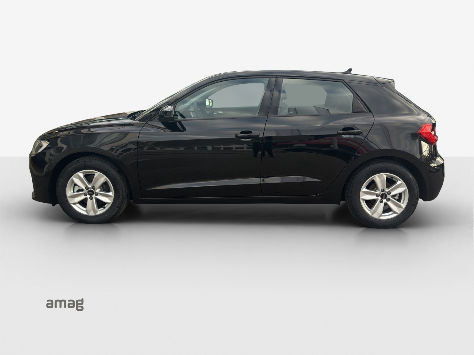 AUDI A1 Sportback 30 TFSI Attraction S-tronic-showroom-element-1