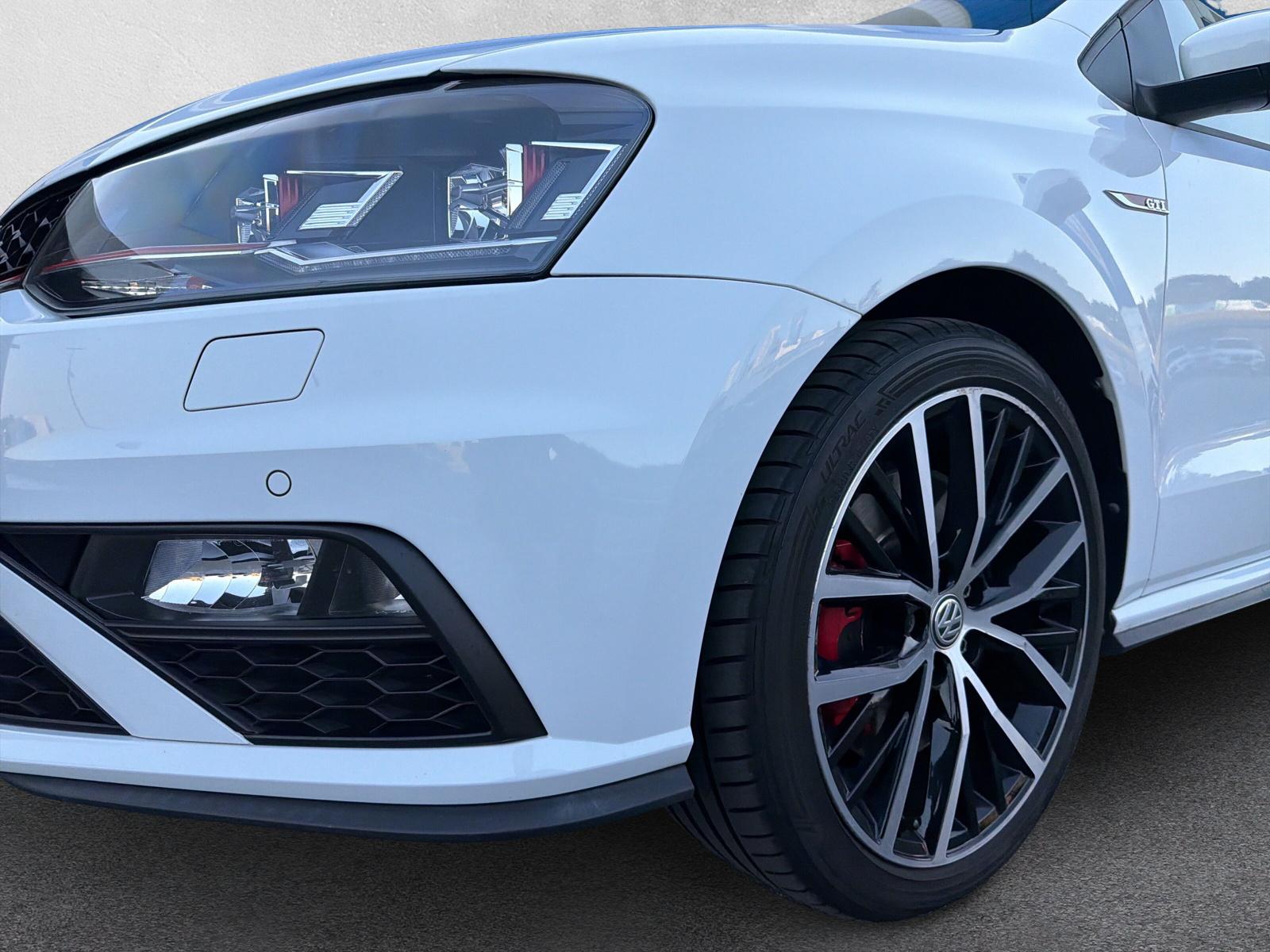 VW Polo GTI 1.8 TSI (CH)-image-8