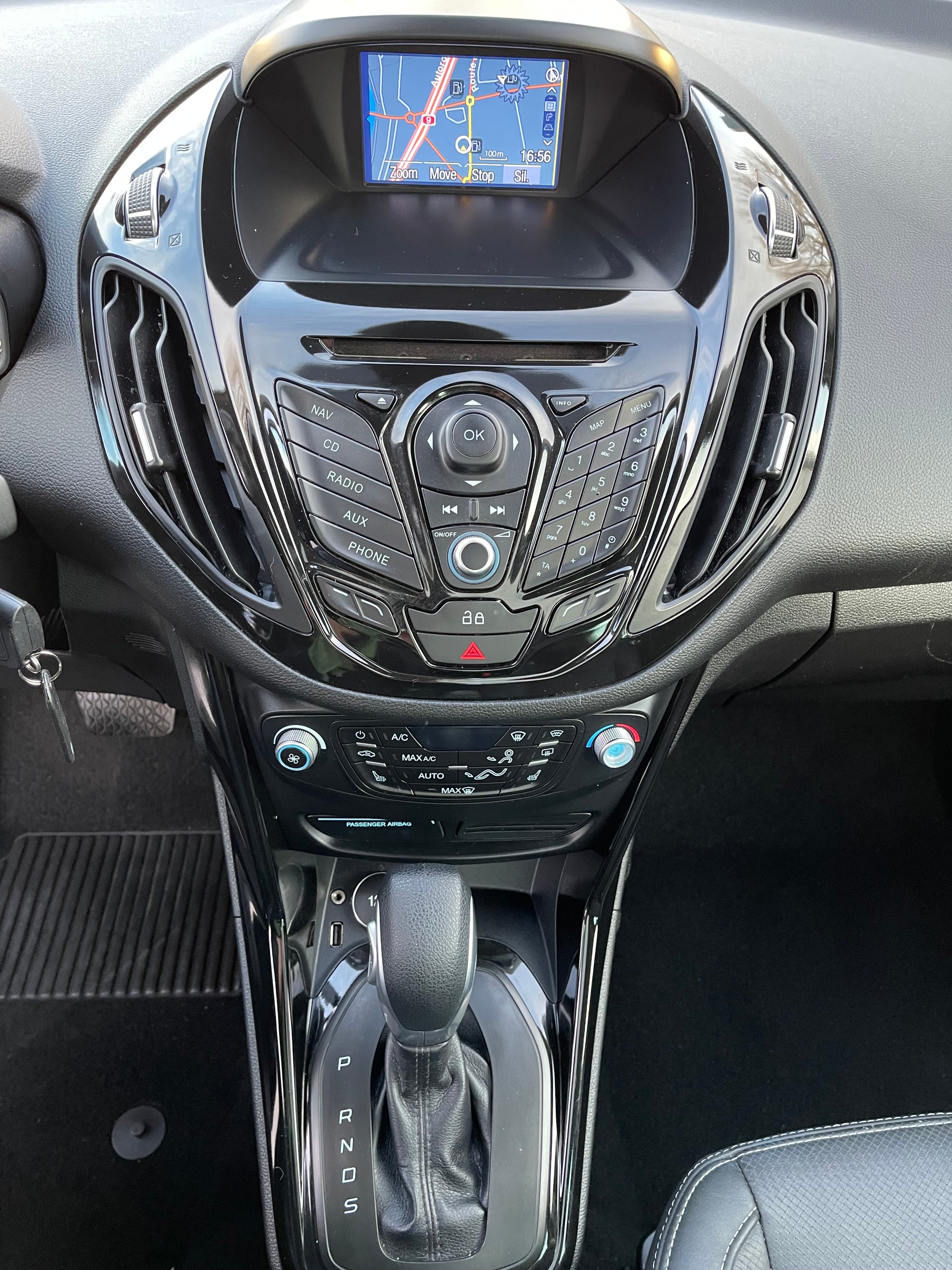 FORD B-Max 1.6 Ti-VCT Titanium PowerShift-image-26