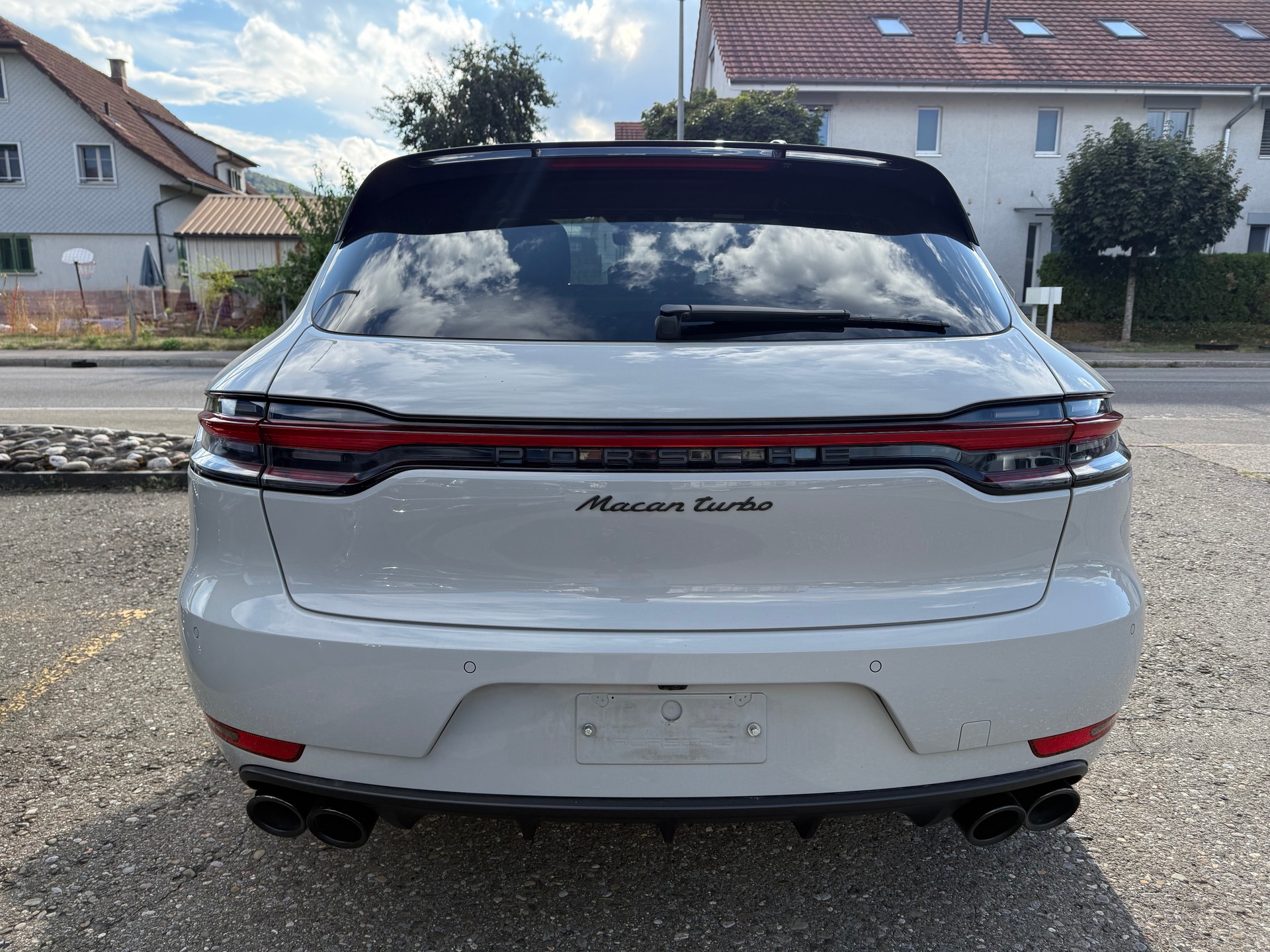 PORSCHE Macan Turbo PDK-image-4