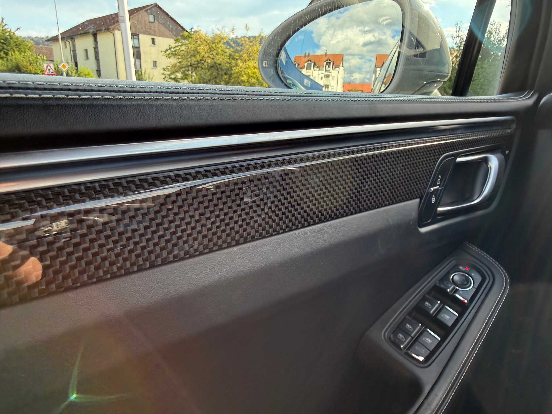 PORSCHE Macan Turbo PDK-image-13