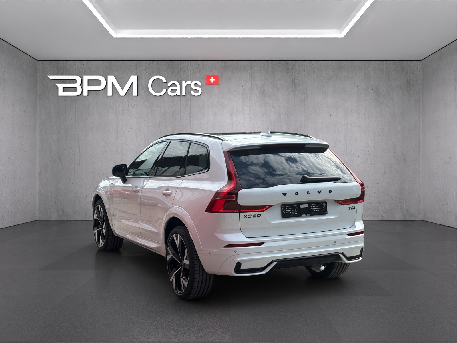 VOLVO XC60 T6 eAWD PluginHybrid Black Edition Geartronic-image-5
