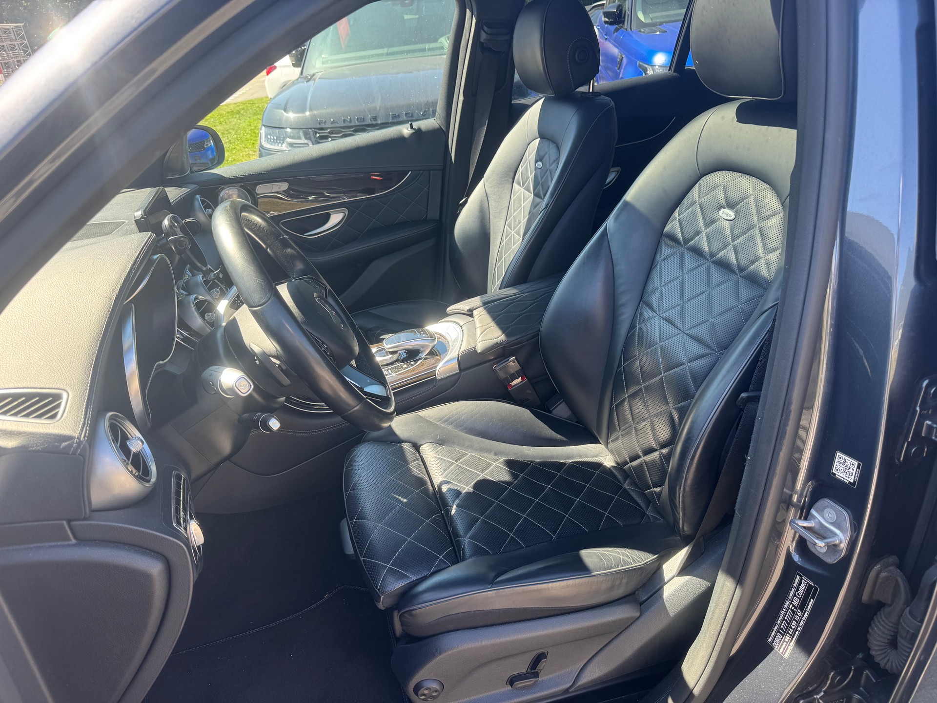 MERCEDES-BENZ GLC 250 d AMG Line 4Matic 9G-Tronic-image-16