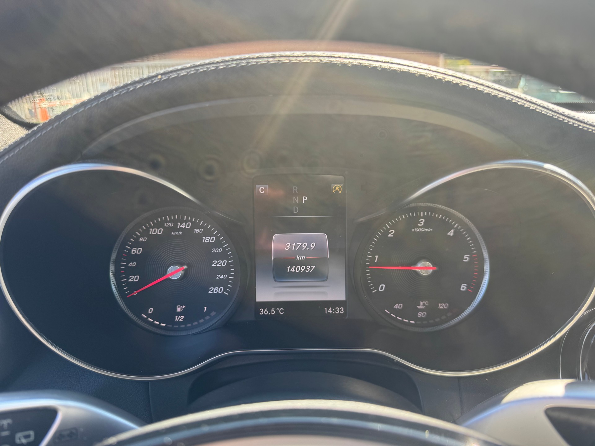 MERCEDES-BENZ GLC 250 d AMG Line 4Matic 9G-Tronic-image-20