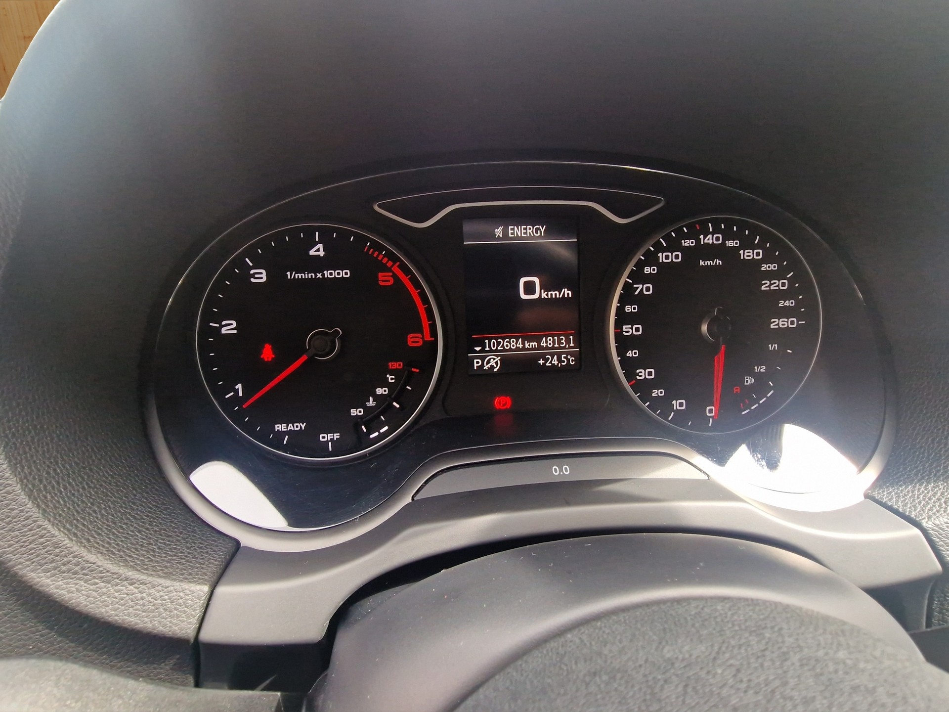 AUDI A3 Sportback 35 TDI Sport S-tronic-image-13