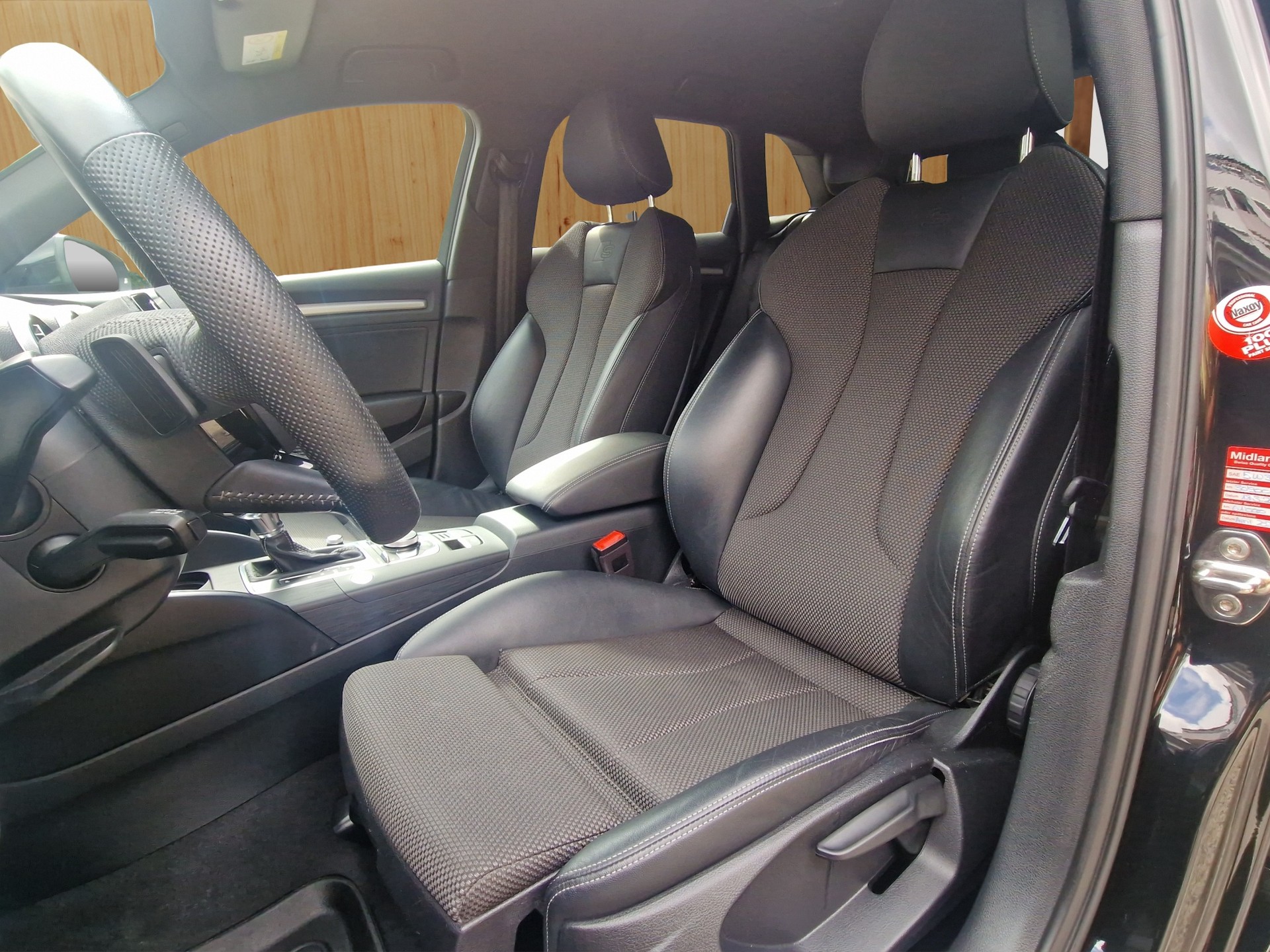 AUDI A3 Sportback 35 TDI Sport S-tronic-image-14