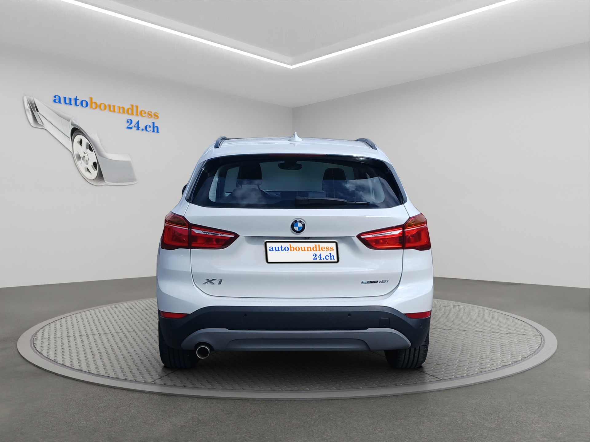 BMW X1 sDrive 18i Steptronic DSK-image-12