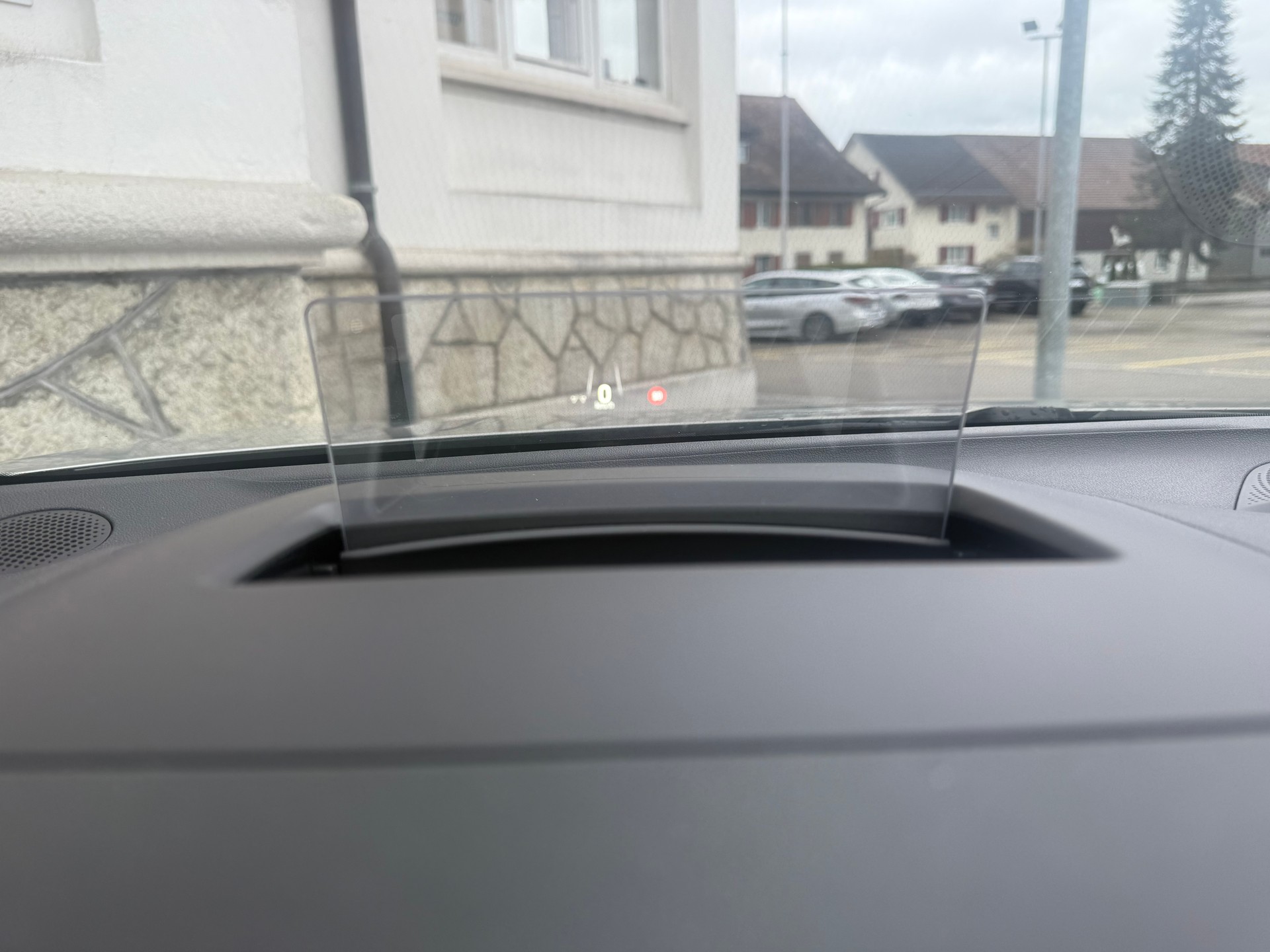 FORD Focus Station Wagon 1.0i EcoB Hybrid 155 ST-Line X-image-14
