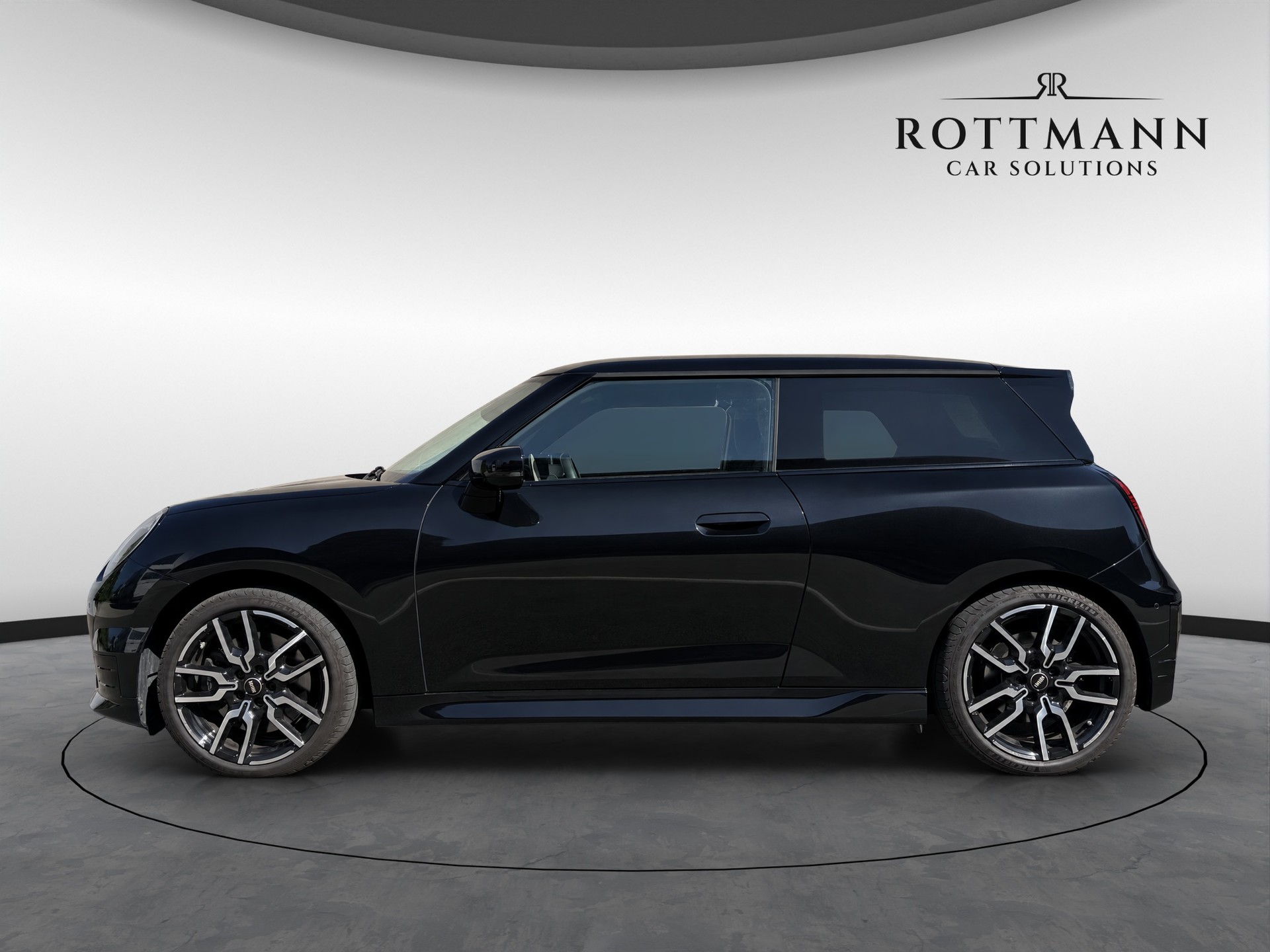 MINI Cooper SE JCW