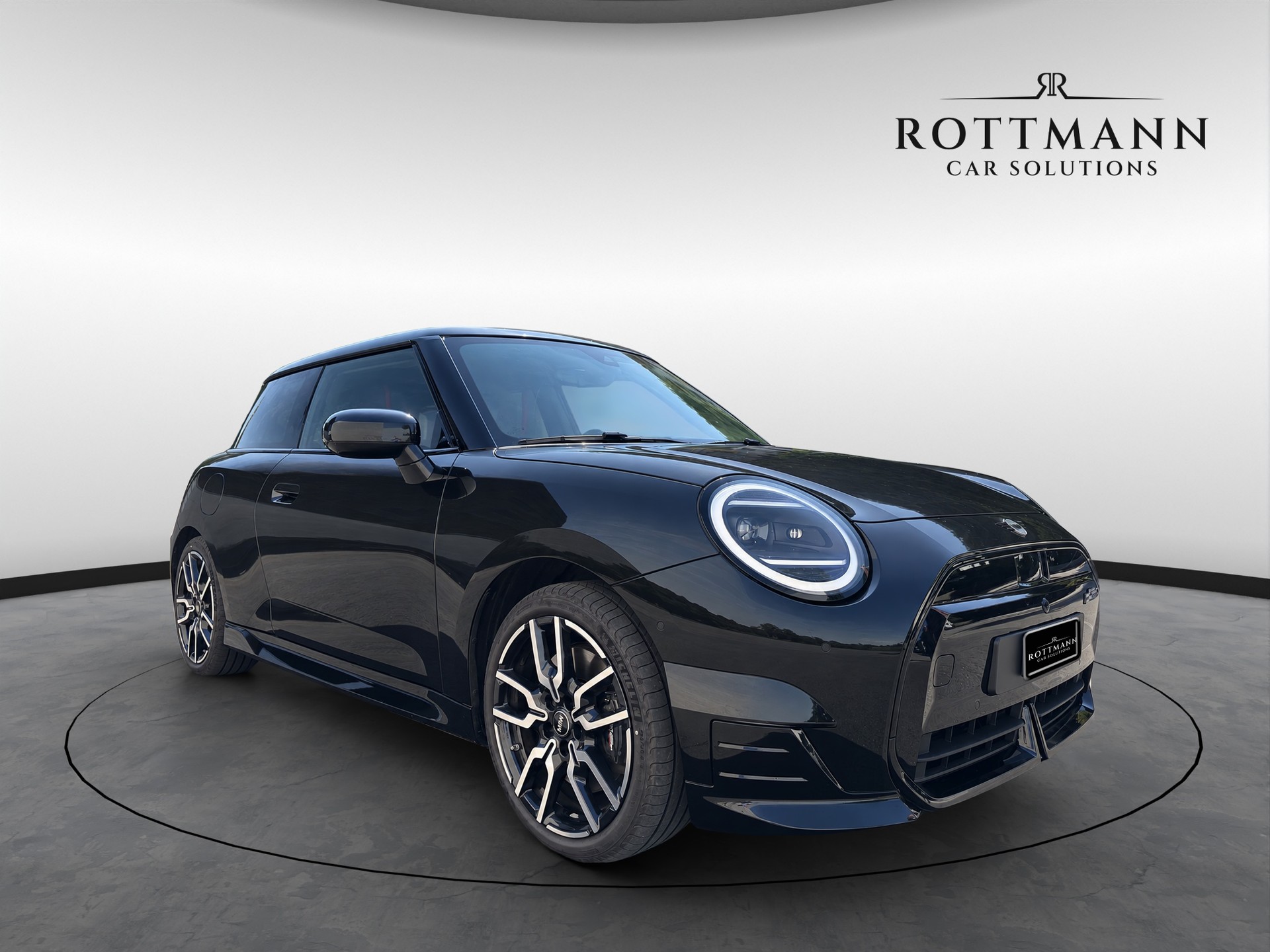 MINI Cooper SE JCW-showroom-element-3