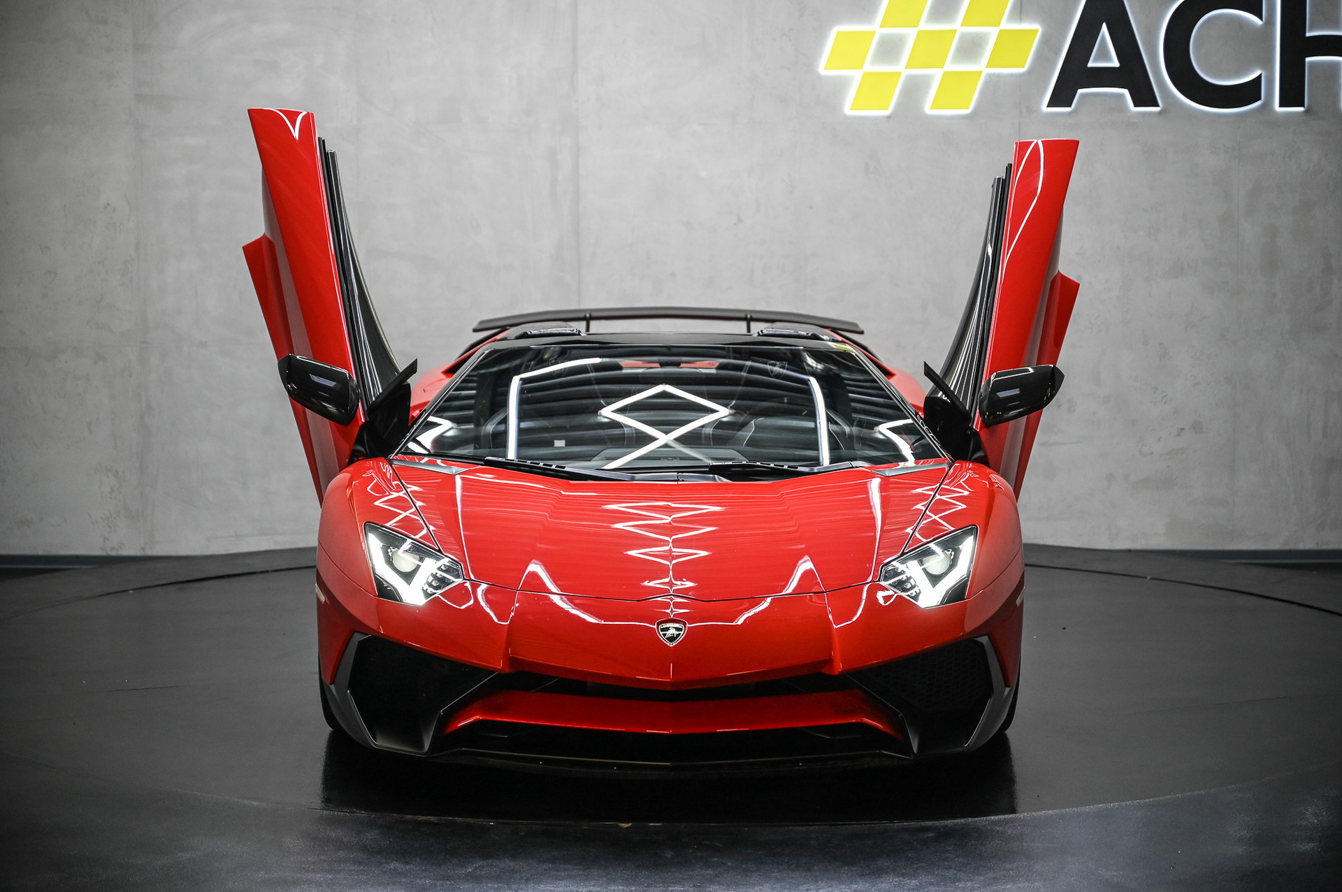 LAMBORGHINI Aventador SV Roadster LP 750-4 E-Gear 1 of 500-image-4