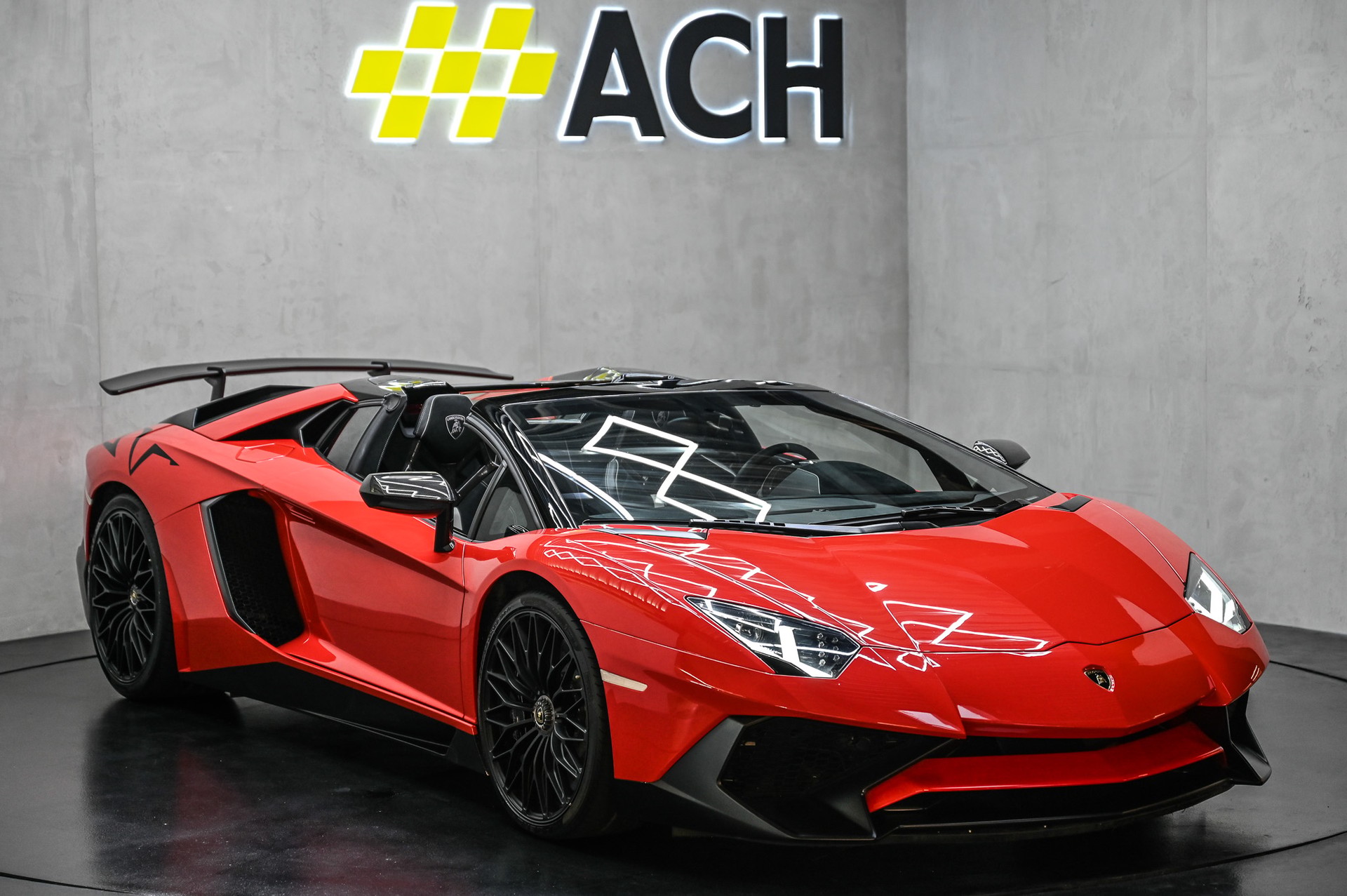 LAMBORGHINI Aventador SV Roadster LP 750-4 E-Gear 1 of 500