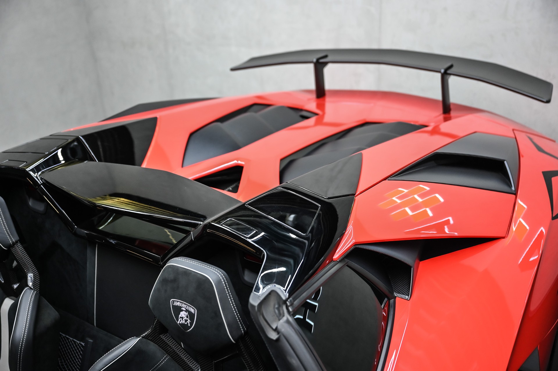 LAMBORGHINI Aventador SV Roadster LP 750-4 E-Gear 1 of 500-image-28