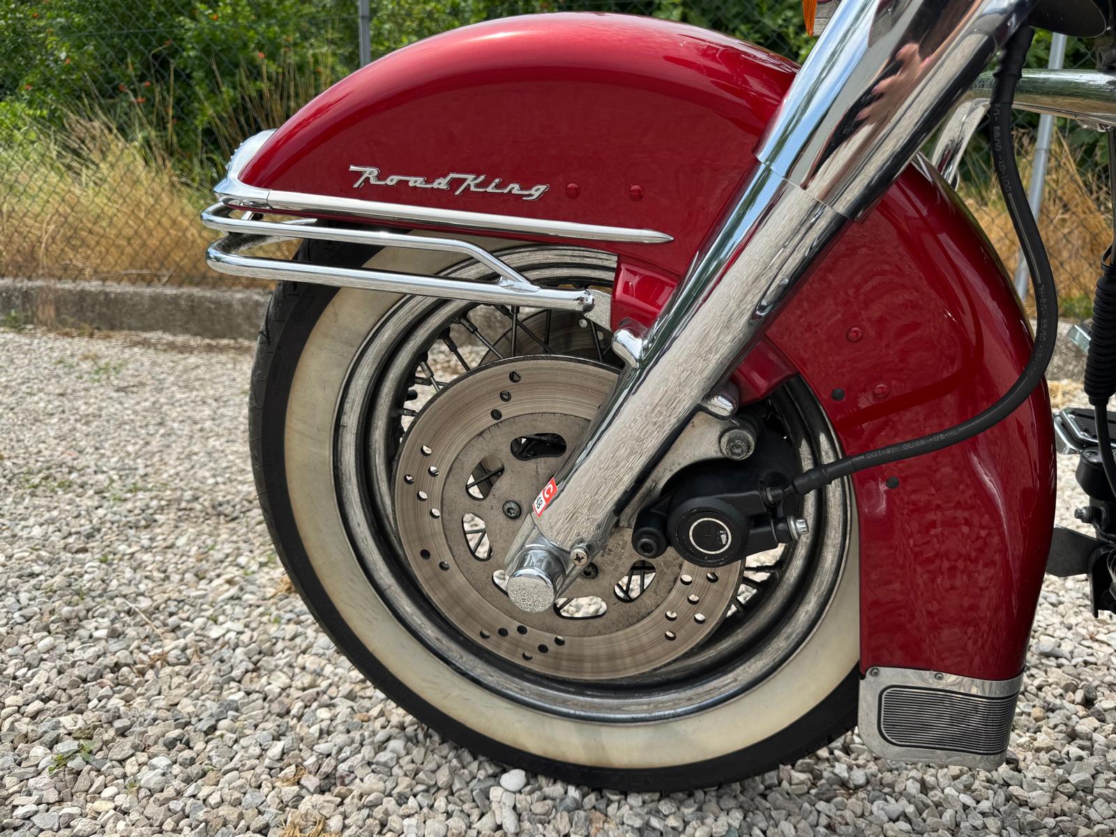 HARLEY-DAVIDSON FLHR Road King Classic 1450-image-12