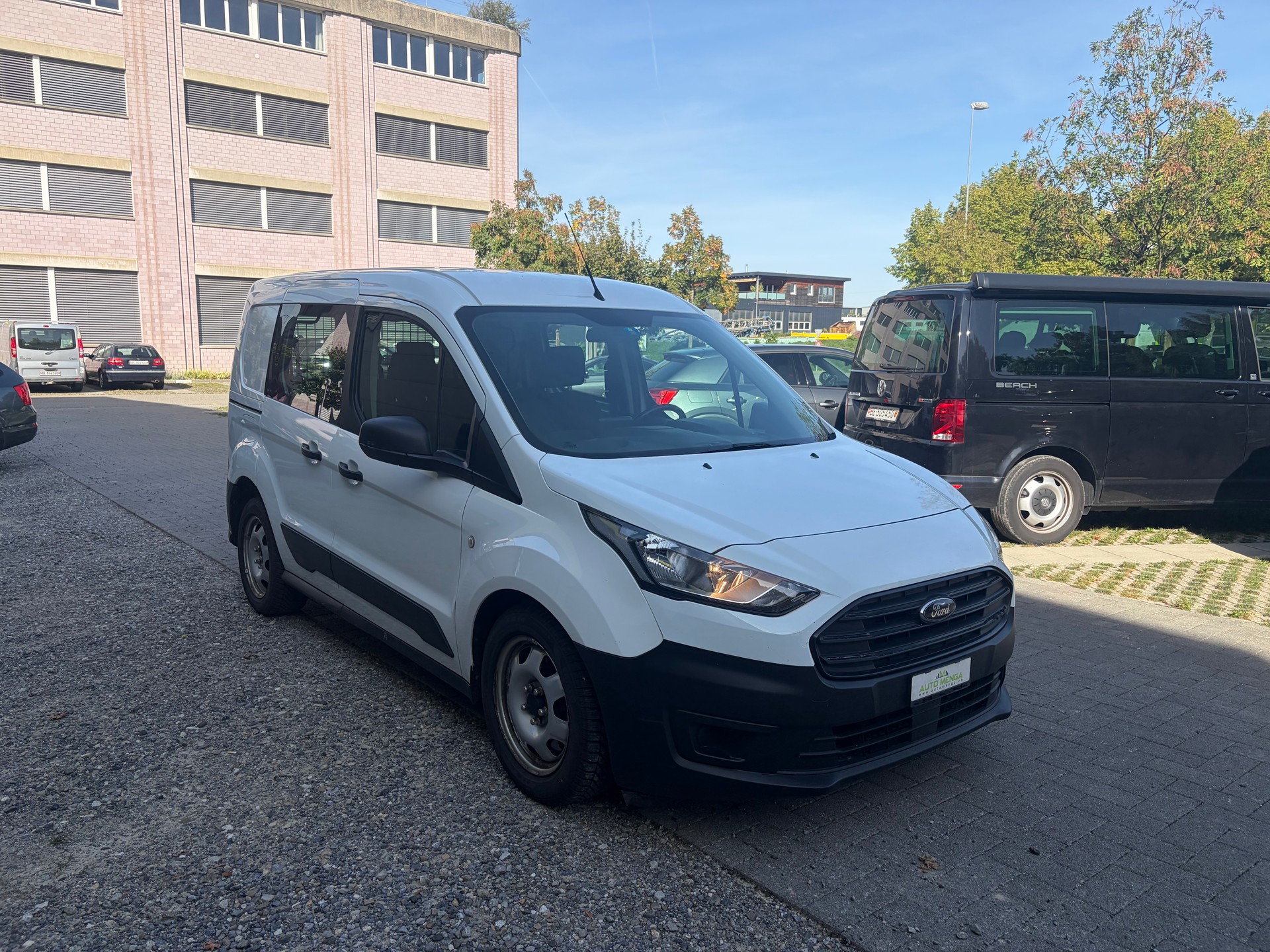 FORD Transit Connect Van T220 DCIV 1.5 EcoBlue Ambiente-image-2