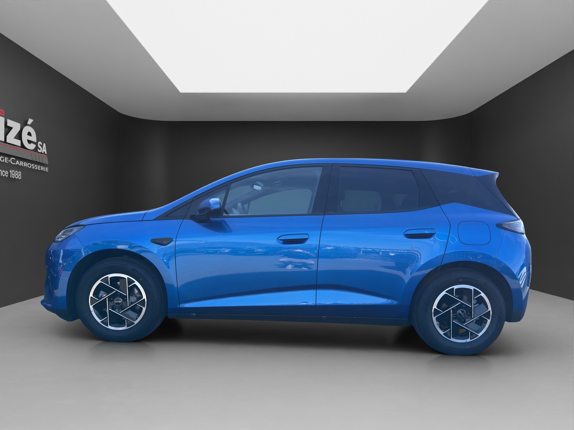 BYD Dolphin G DM-i Boost-showroom-element-3