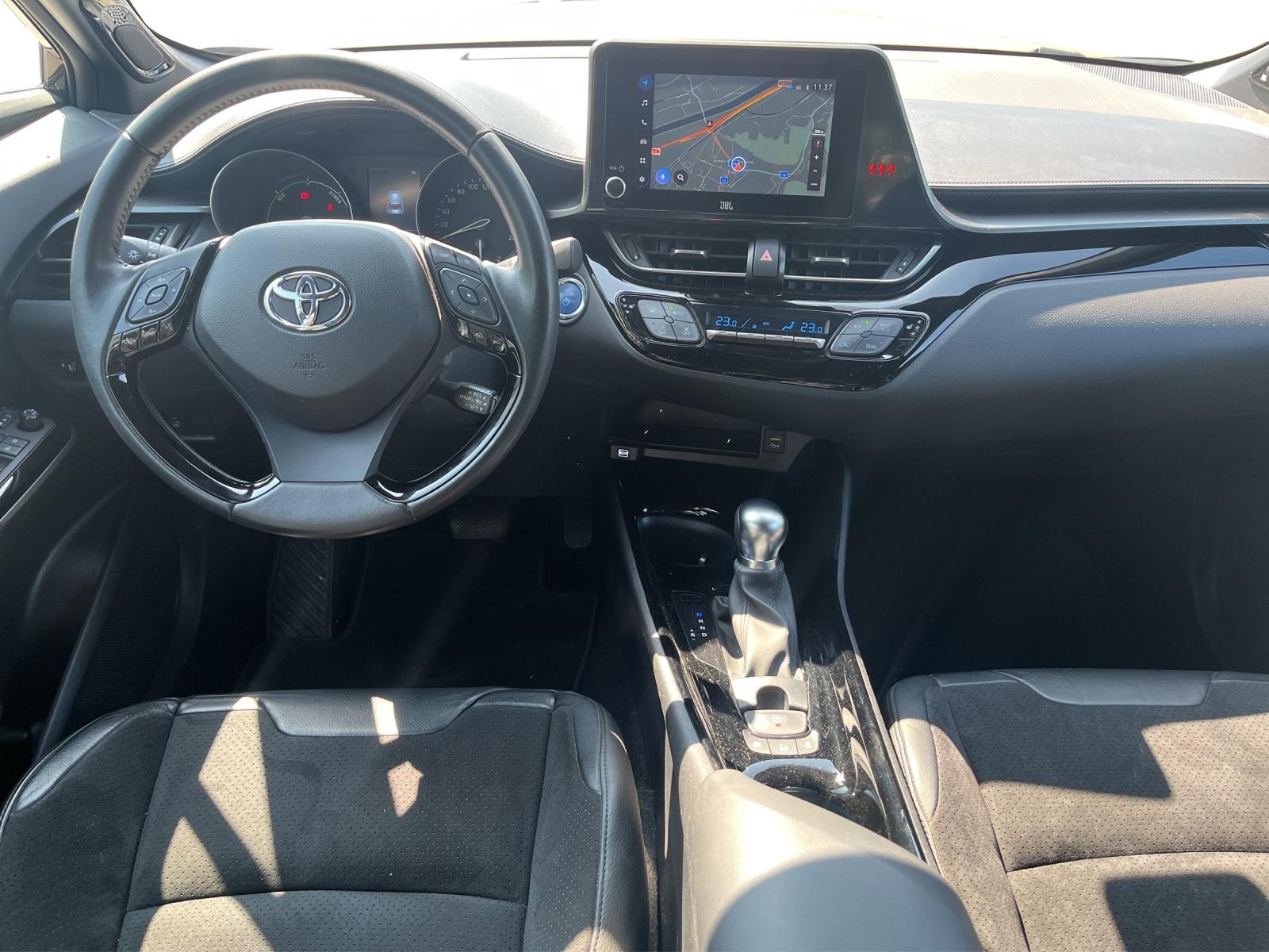 TOYOTA C-HR 2.0 VVTi HSD Move-image-4