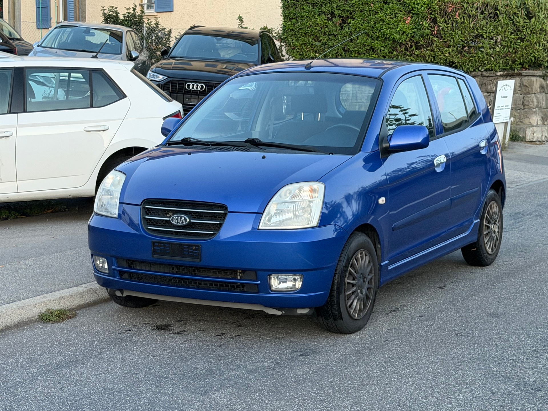 KIA Picanto 1.1 EX-showroom-element-2