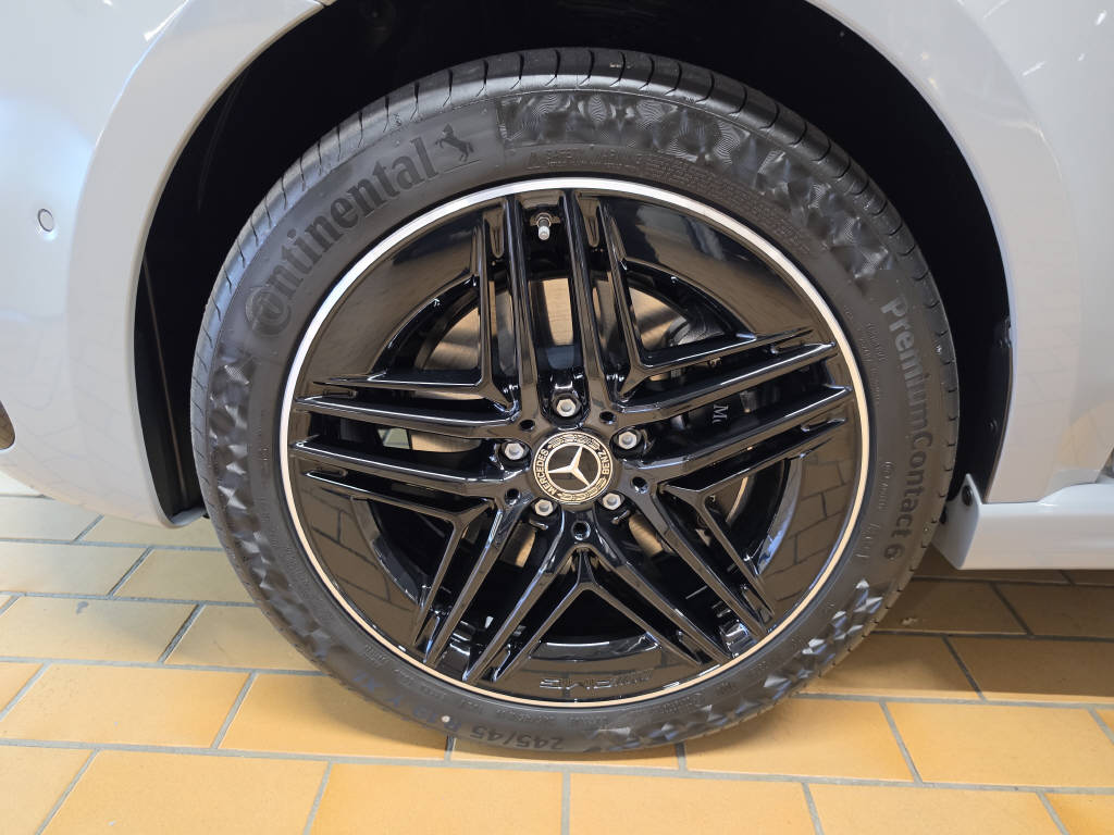 MERCEDES-BENZ V 300 d 4Matic Swiss Edition lang-image-15
