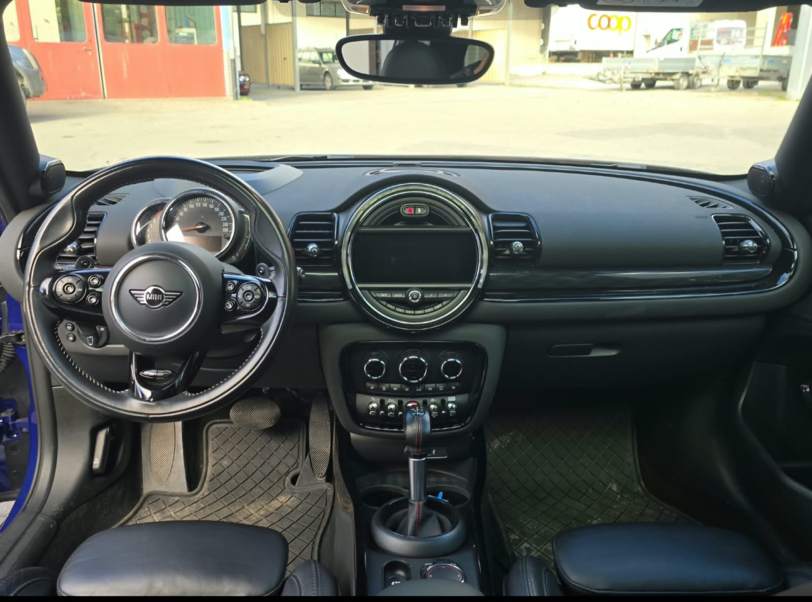 MINI Clubman Cooper S ALL4 Steptronic-image-11