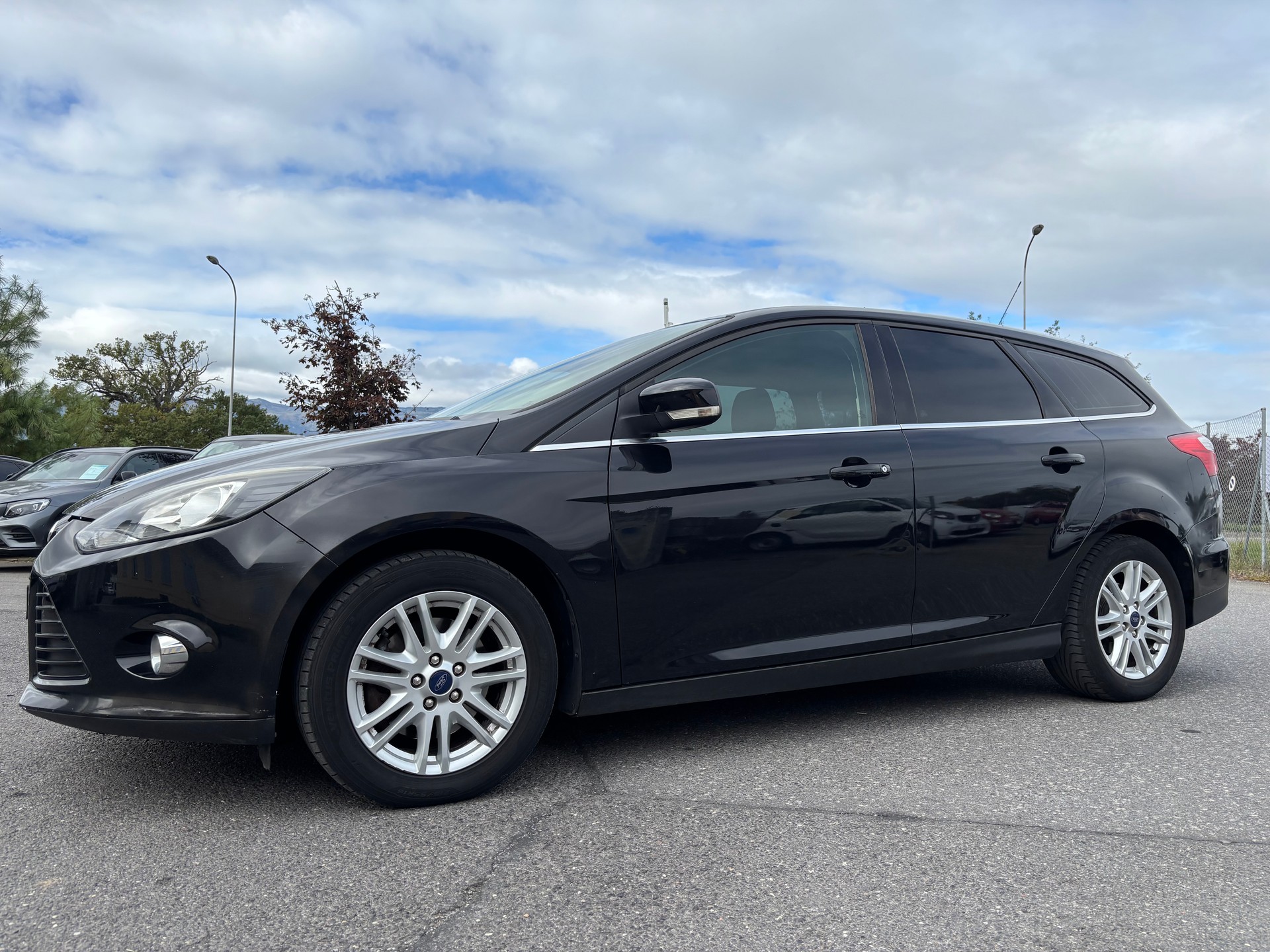 FORD Focus 2.0 TDCi Titanium PowerShift-showroom-element-1