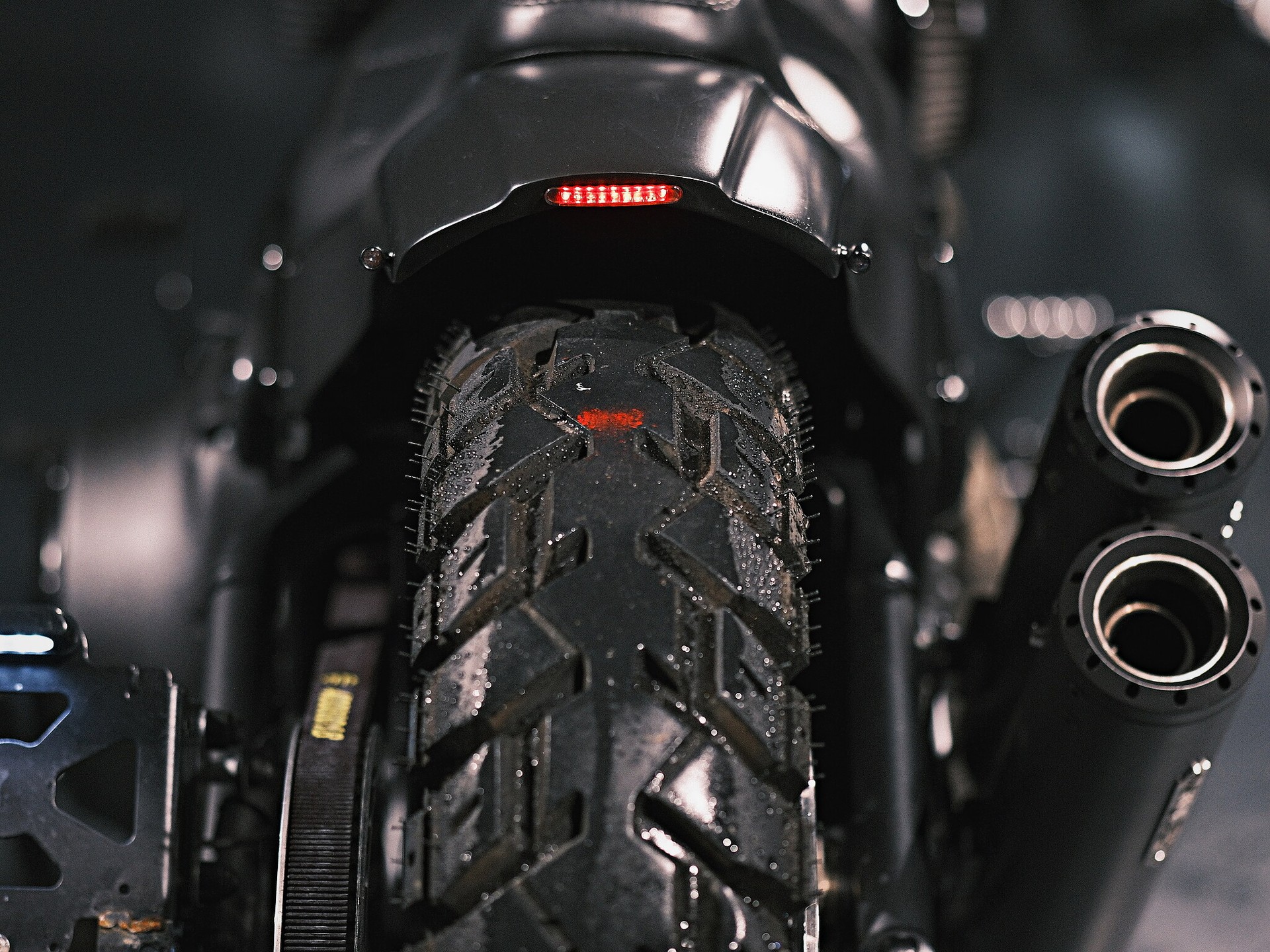 HARLEY-DAVIDSON FXFBS Fat Bob 114 ABS-image-11