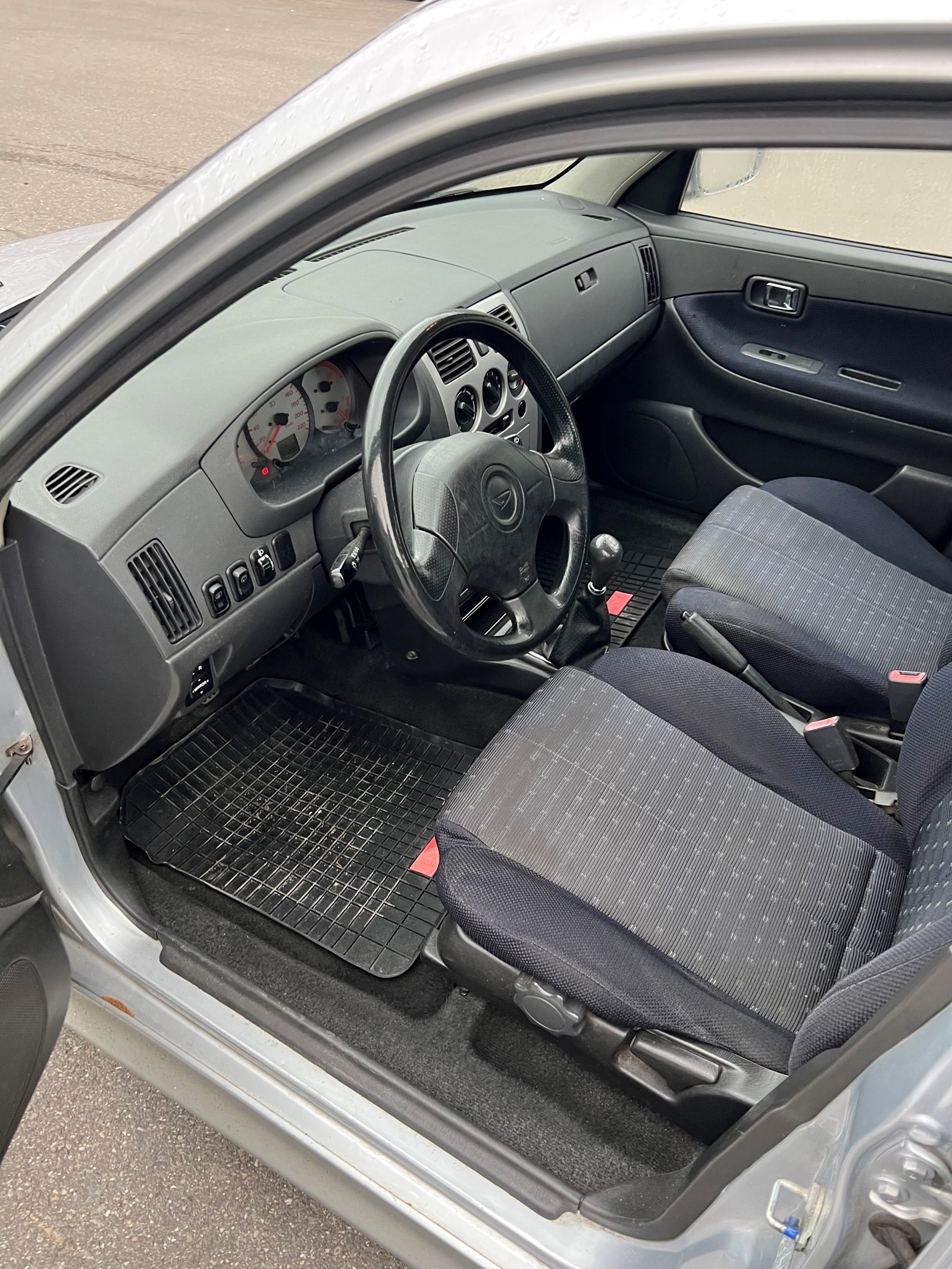 DAIHATSU Sirion 1.3 4x4-image-6