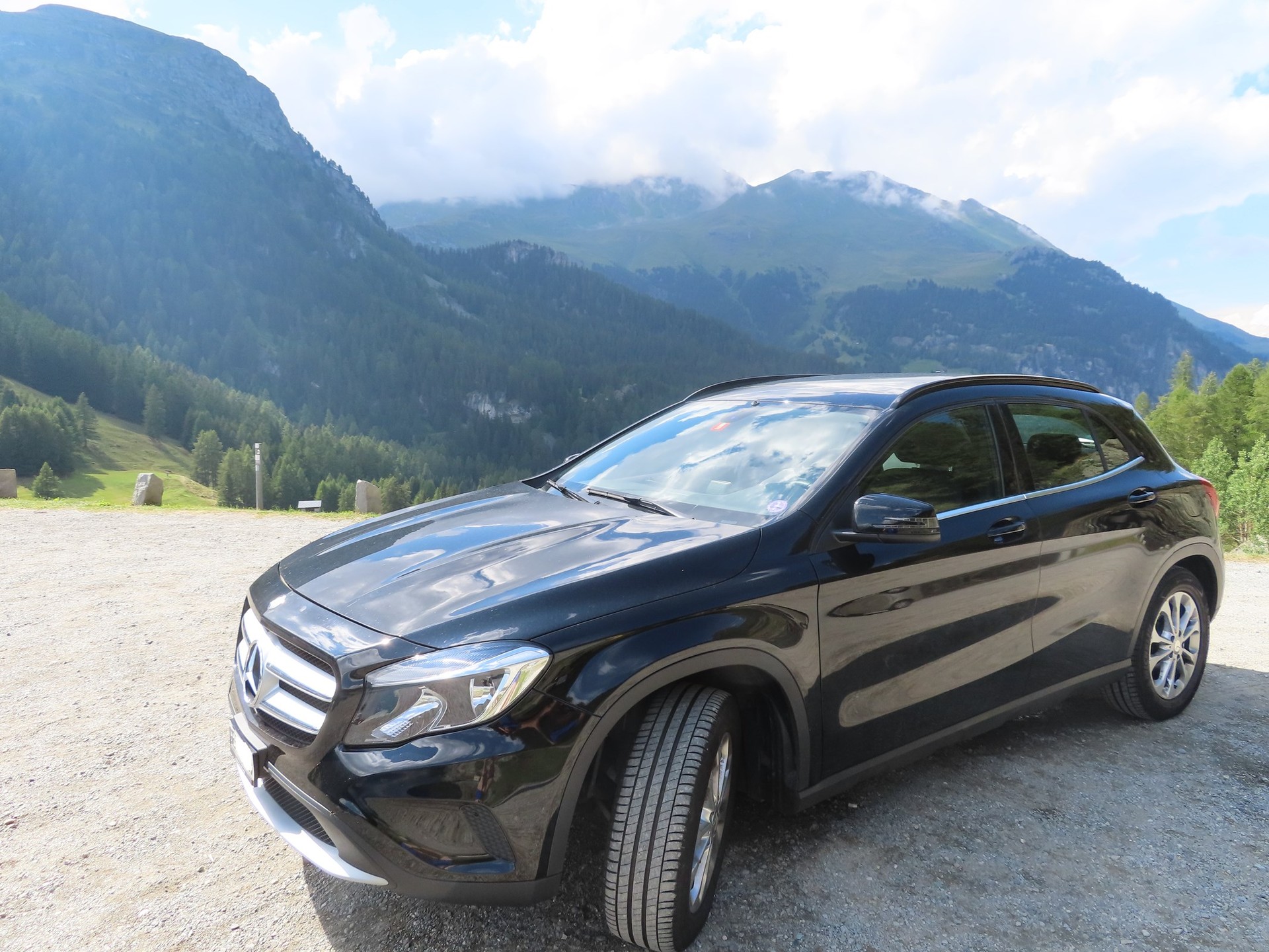 MERCEDES-BENZ GLA 250 4Matic 7G-DCT-image-4