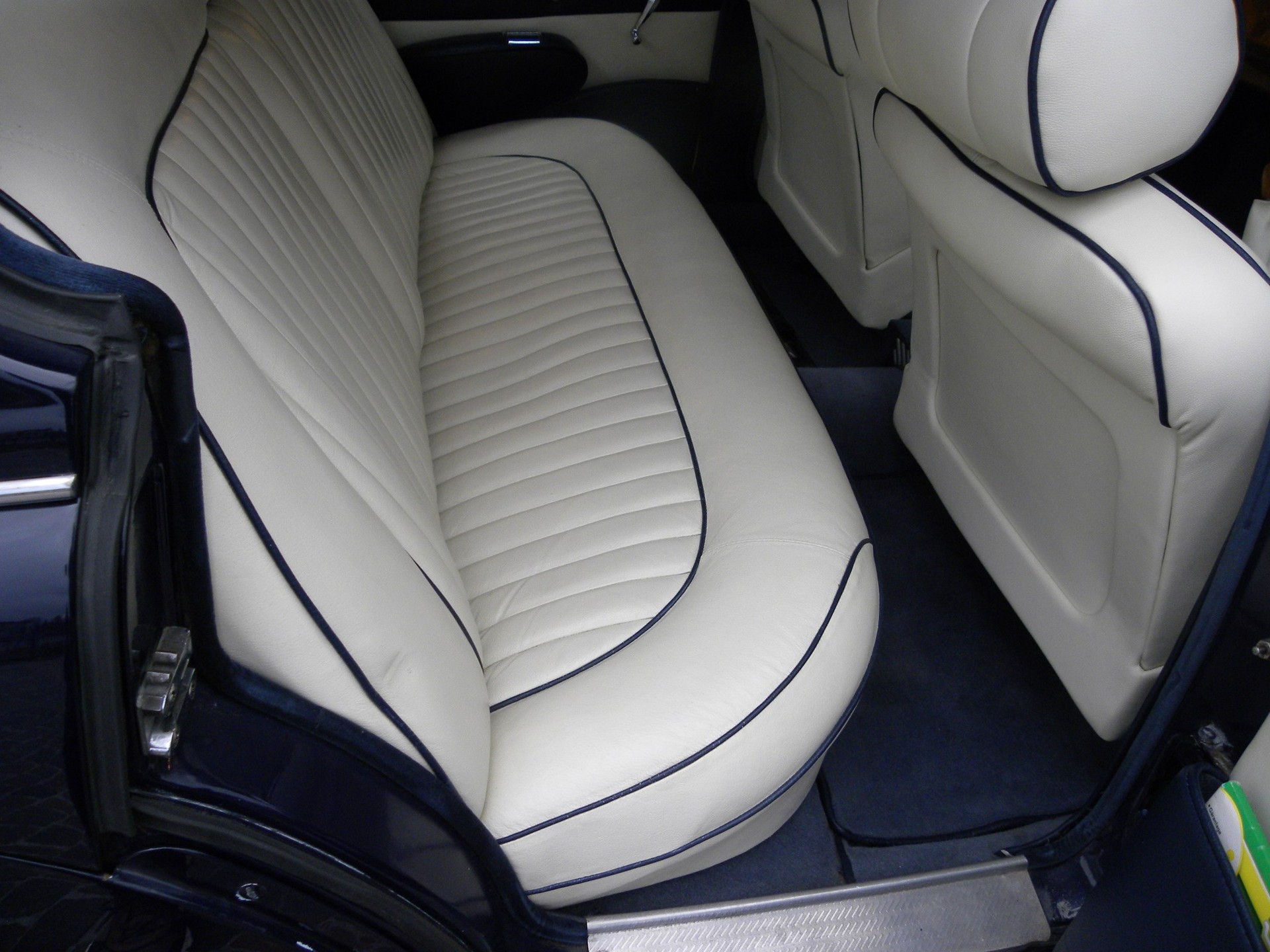 JAGUAR MK 2-image-4